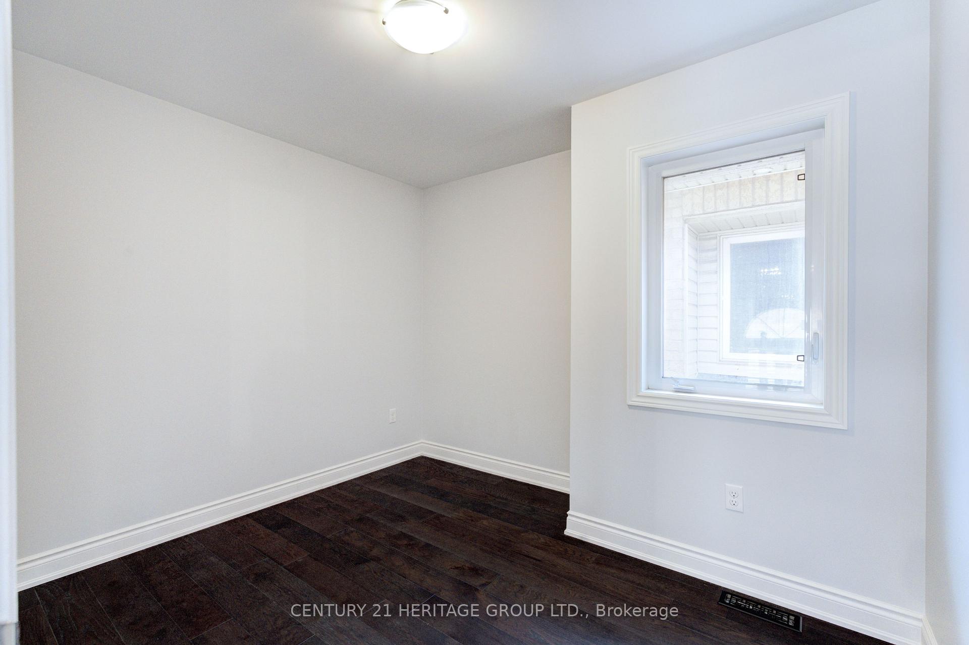 Photo 35 of 4 Accent Circle, Brampton, Northwest Sandalwood Parkway — HOMEH