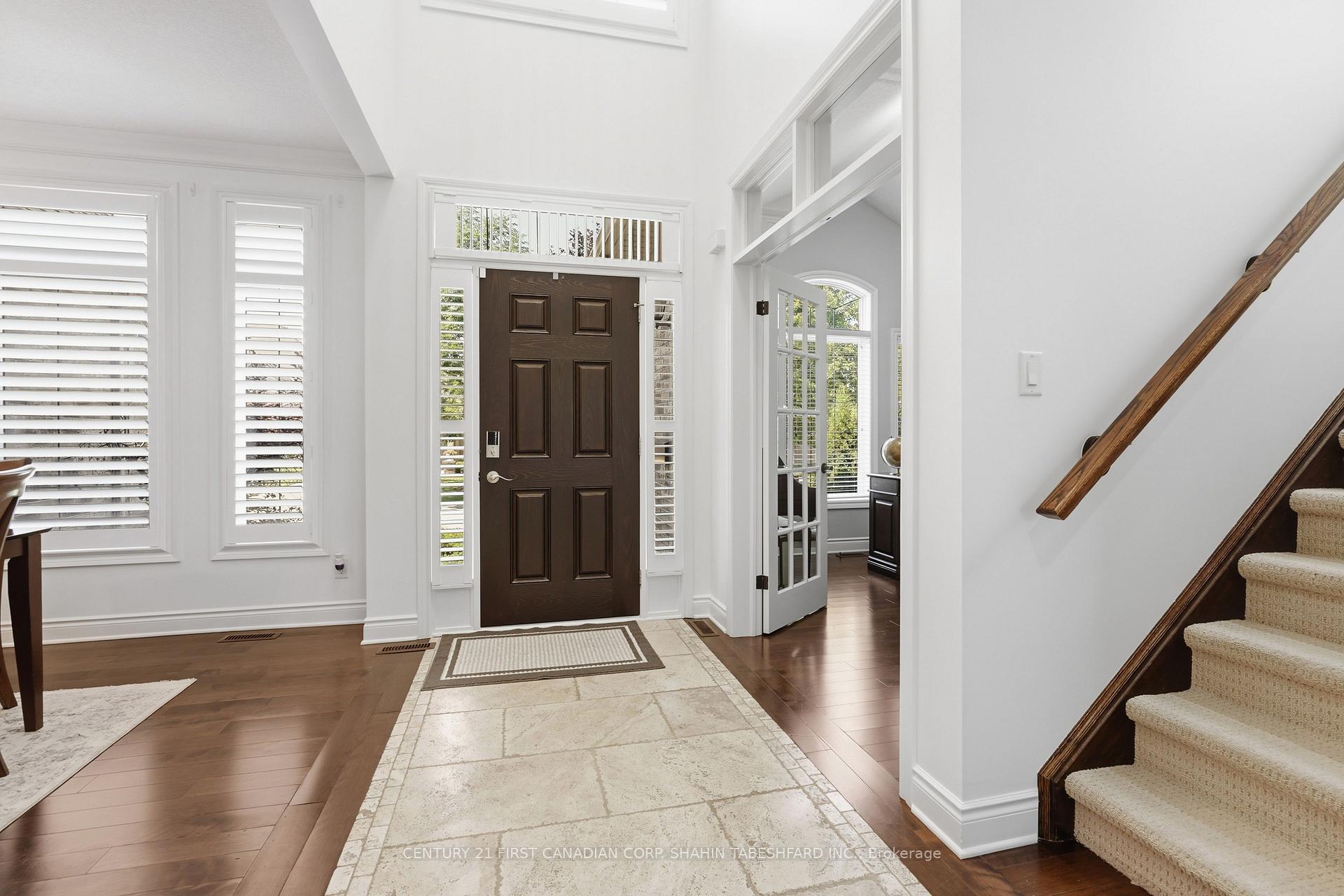 Photo 5 of 1742 Tigerlilly Road, London, South A — HOMEH