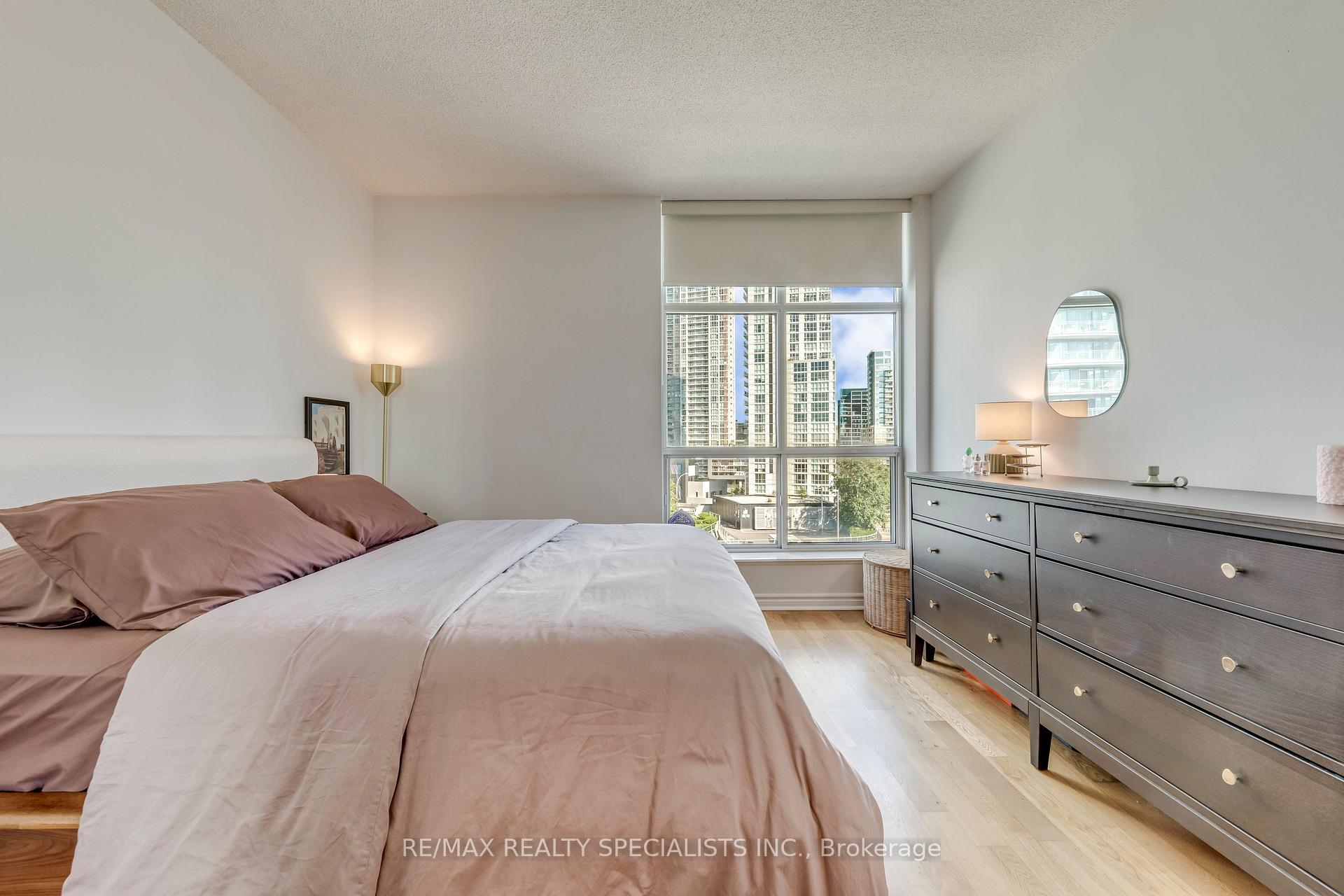 Photo 11 of Unit PH03, 600 Queens Quay W, Toronto, Waterfront Communities — HOMEH