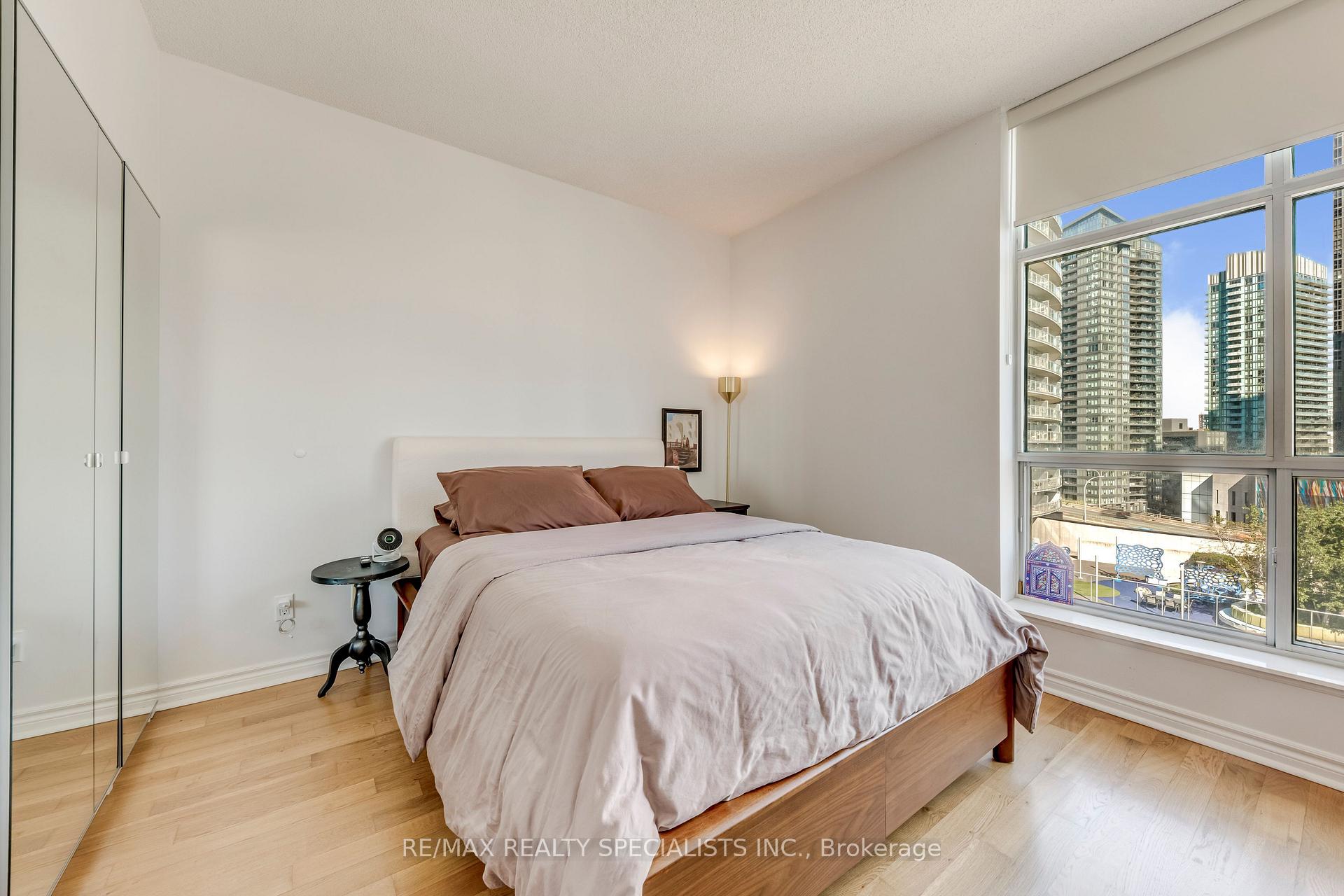 Photo 13 of Unit PH03, 600 Queens Quay W, Toronto, Waterfront Communities — HOMEH