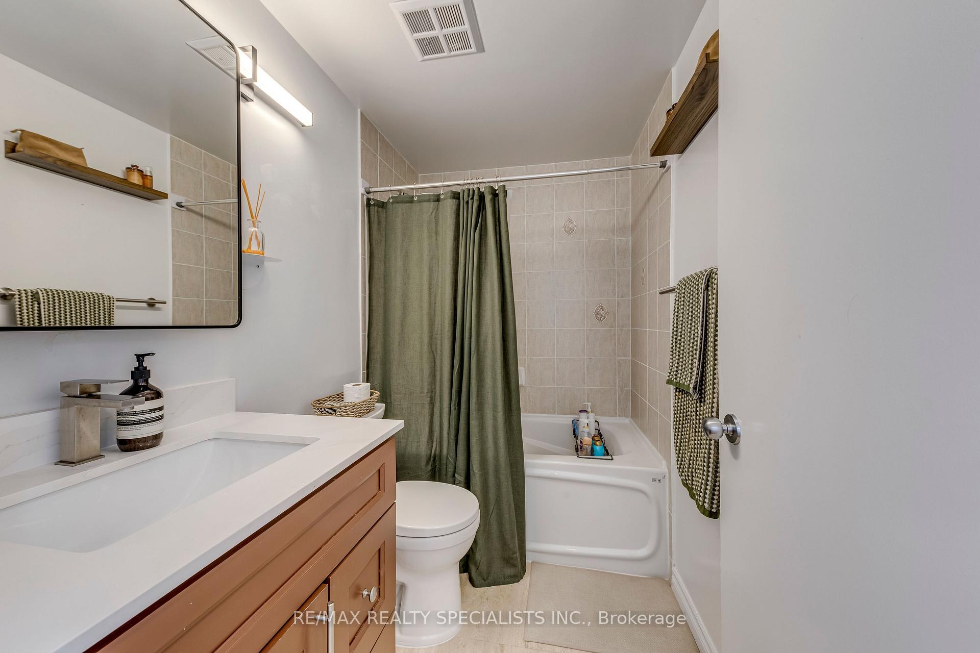 Photo 21 of Unit PH03, 600 Queens Quay W, Toronto, Waterfront Communities — HOMEH