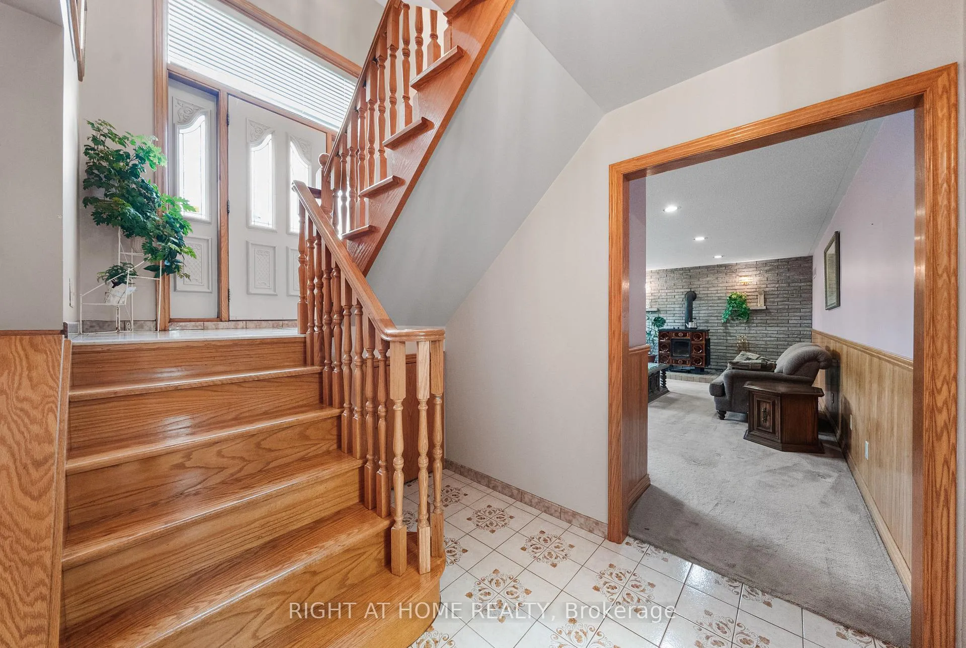Photo 22 of 592 Taunton Road W, Oshawa, Northwood — HOMEH