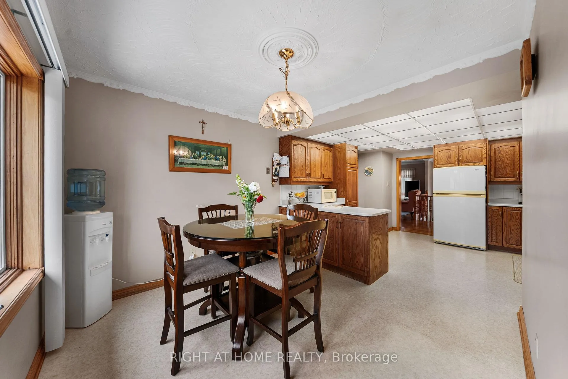 Photo 42 of 592 Taunton Road W, Oshawa, Northwood — HOMEH