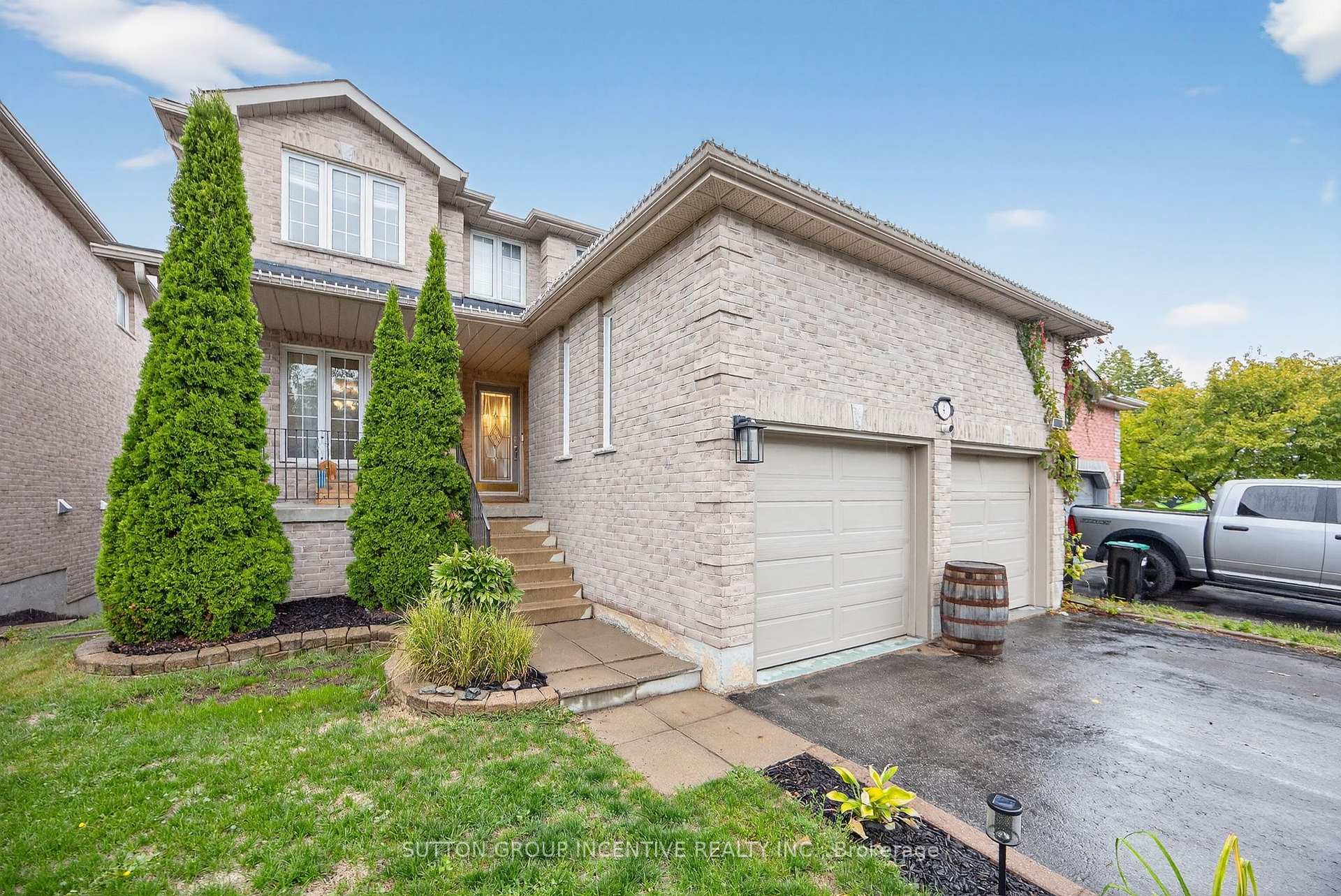 Photo 1 of 4 Dunnett Drive, Barrie, Ardagh — HOMEH