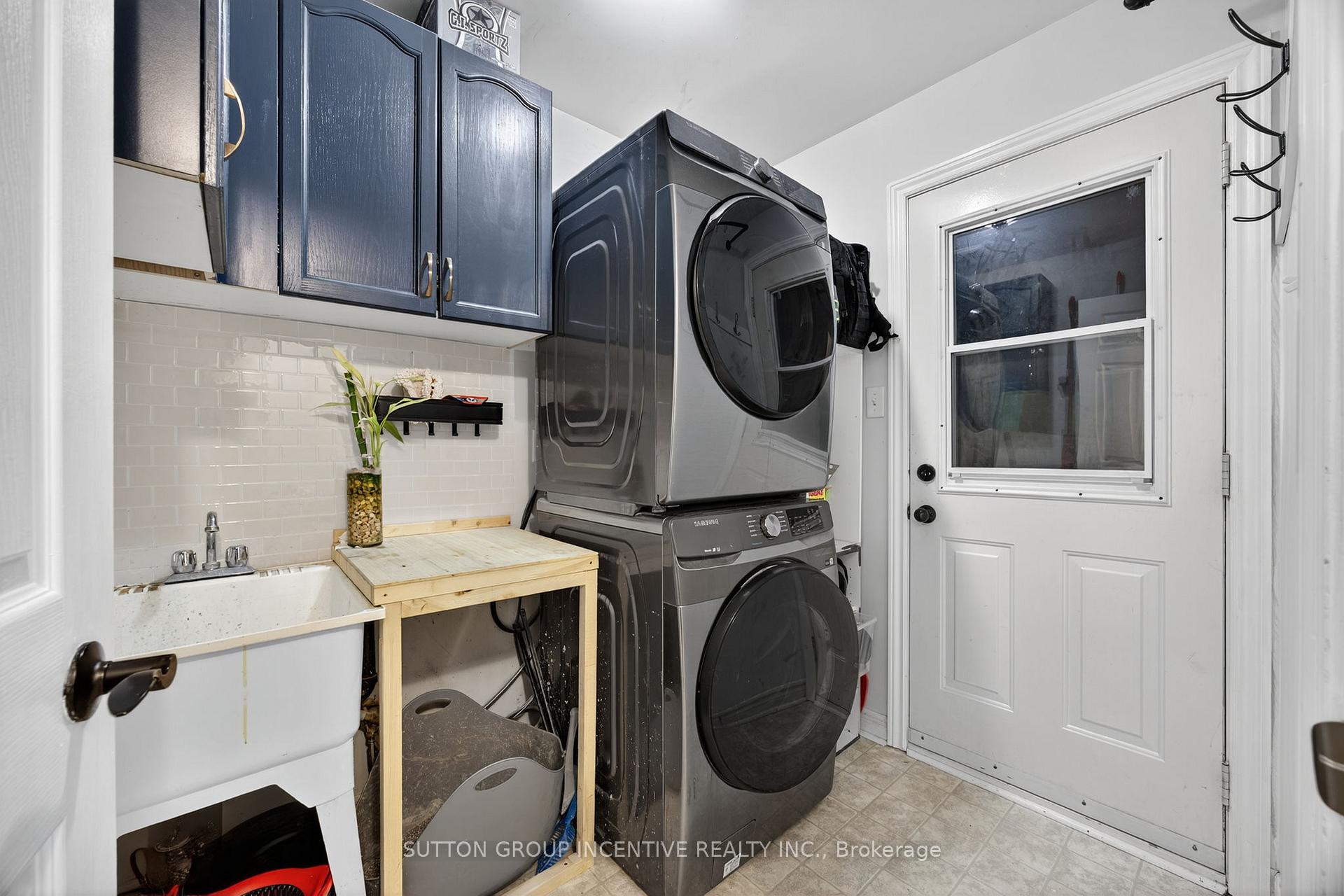 Photo 14 of 4 Dunnett Drive, Barrie, Ardagh — HOMEH