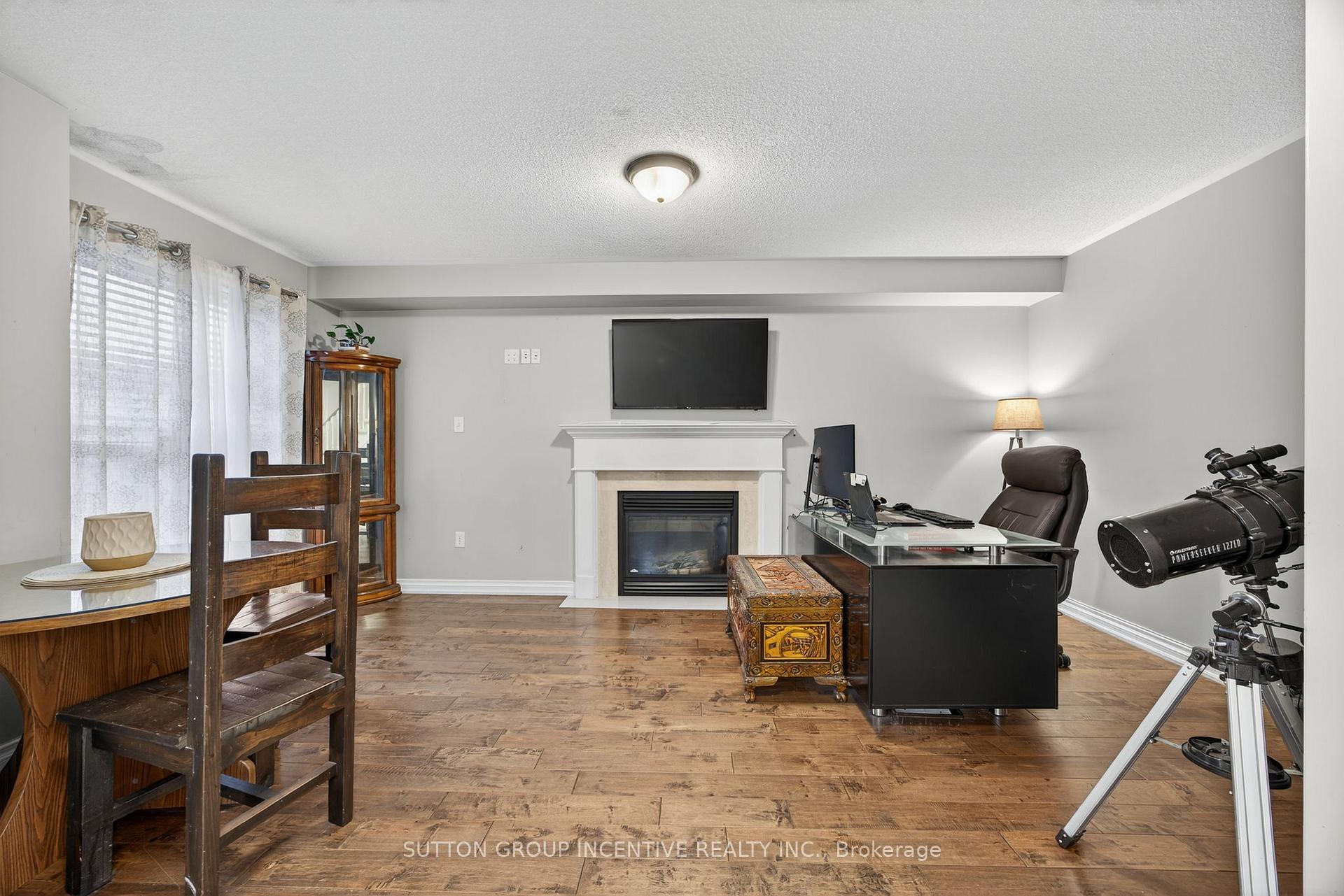 Photo 15 of 4 Dunnett Drive, Barrie, Ardagh — HOMEH