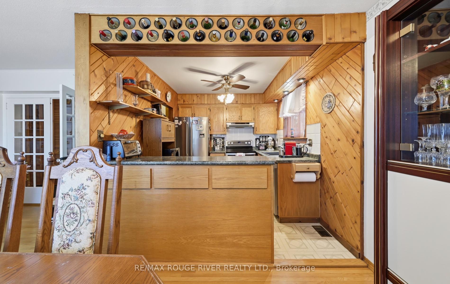 Photo 9 of 132 Athabasca Street, Oshawa, Donevan — HOMEH