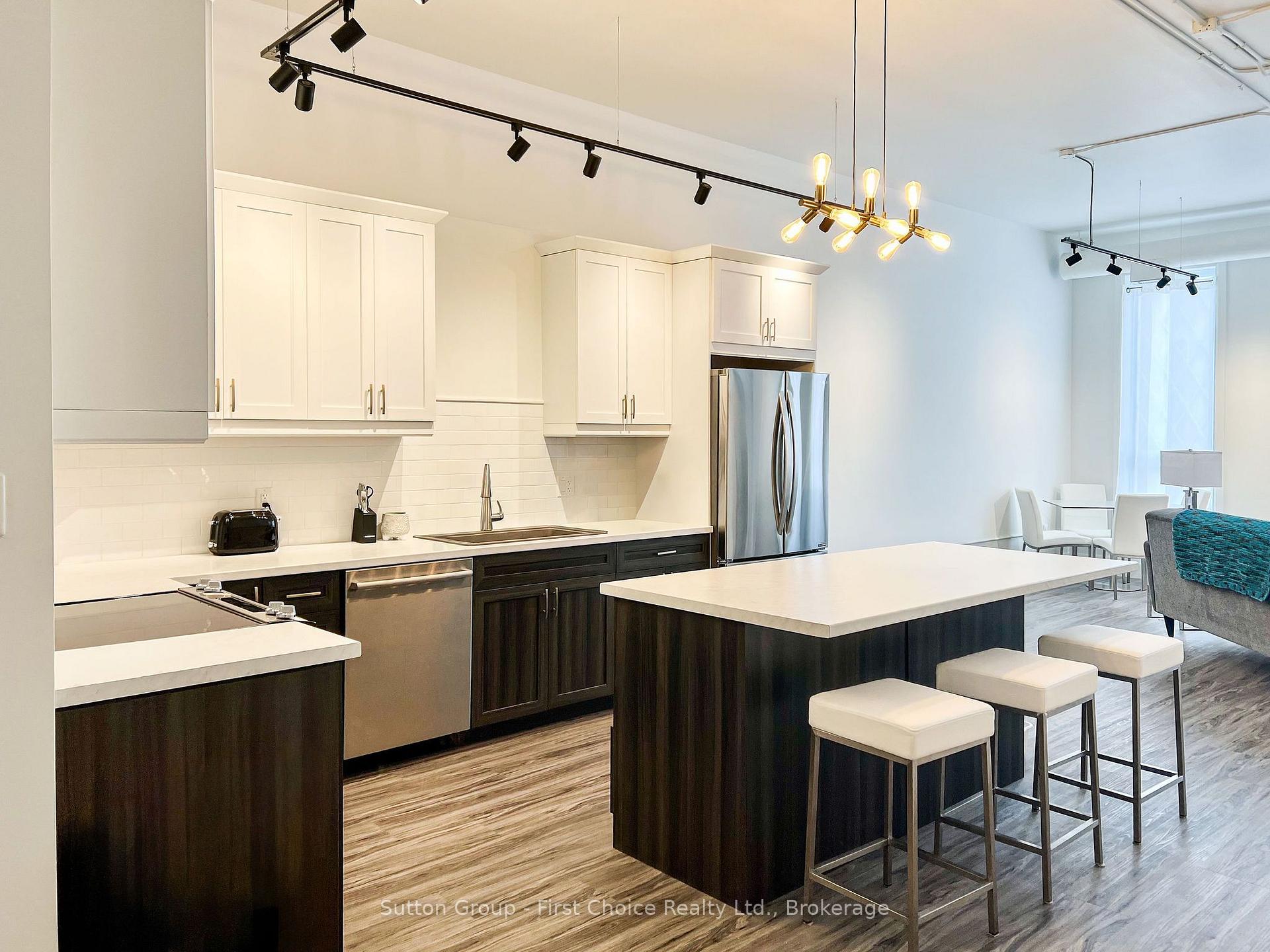 Photo 10 of Unit Upper, 41 Market Place, Stratford — HOMEH