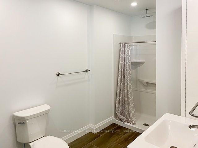 Photo 15 of Unit Upper, 41 Market Place, Stratford — HOMEH