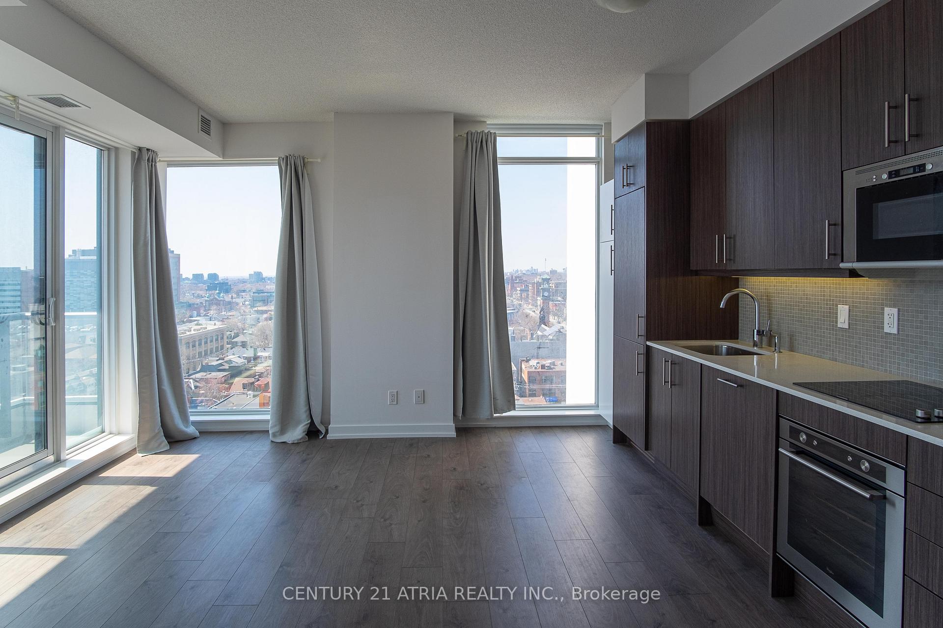 Front of Unit 1209, 297 College Street