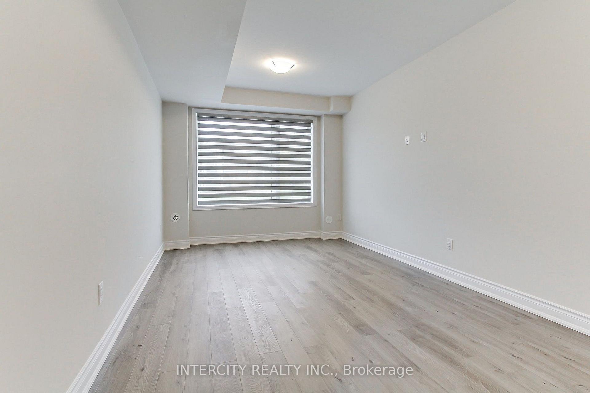 Photo 8 of 7 Adaskin Drive, Vaughan, Patterson — HOMEH