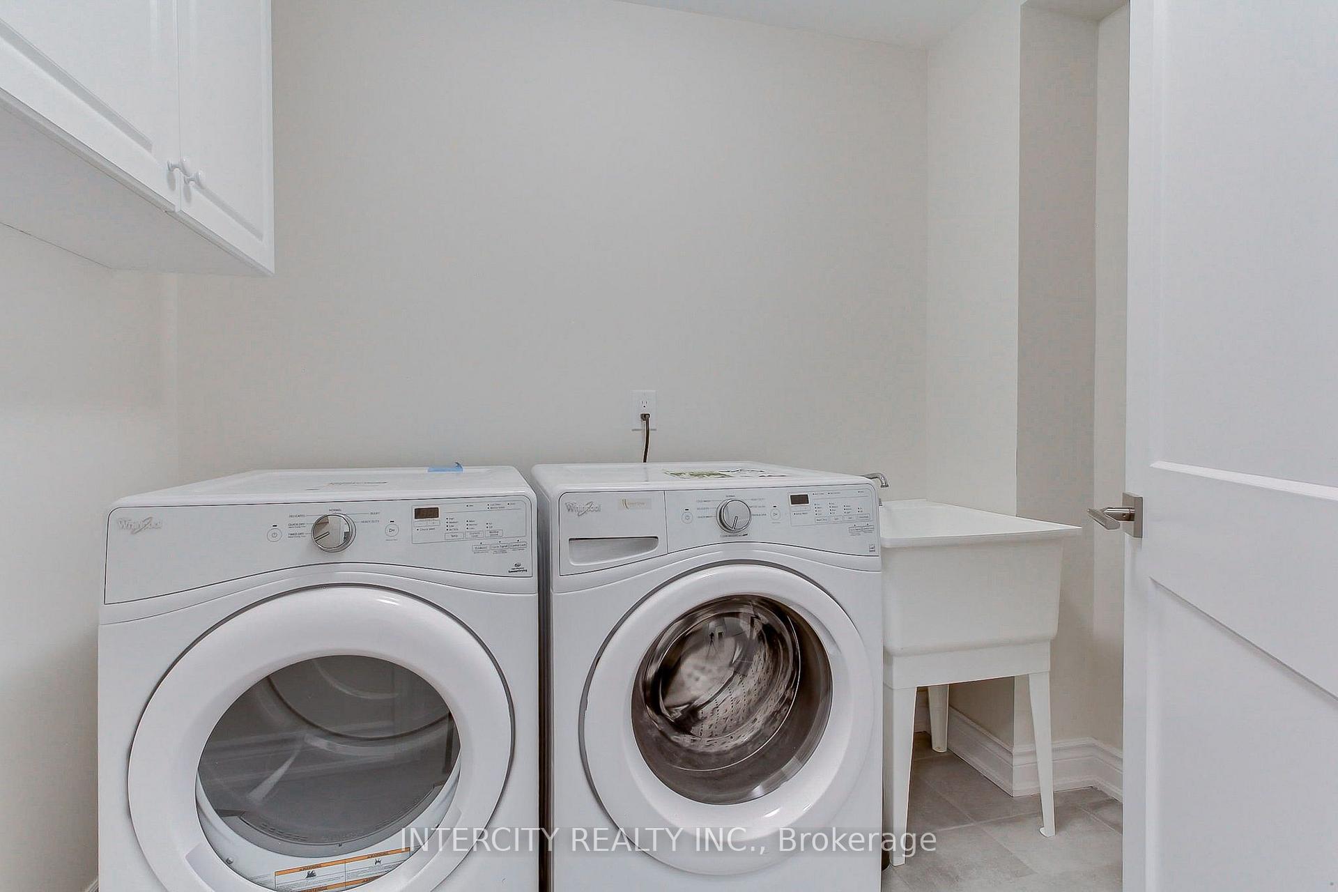 Photo 12 of 7 Adaskin Drive, Vaughan, Patterson — HOMEH