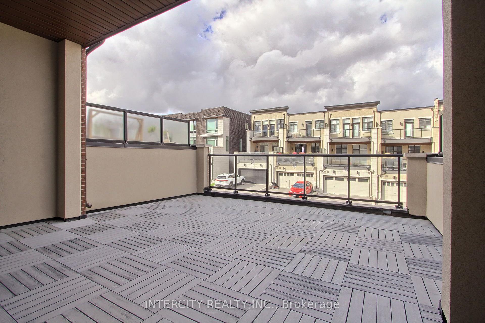 Photo 24 of 7 Adaskin Drive, Vaughan, Patterson — HOMEH