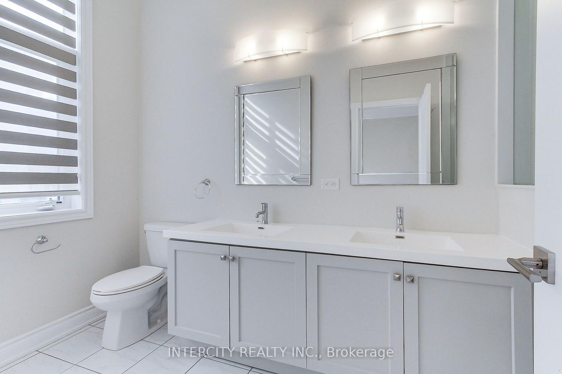 Photo 35 of 7 Adaskin Drive, Vaughan, Patterson — HOMEH
