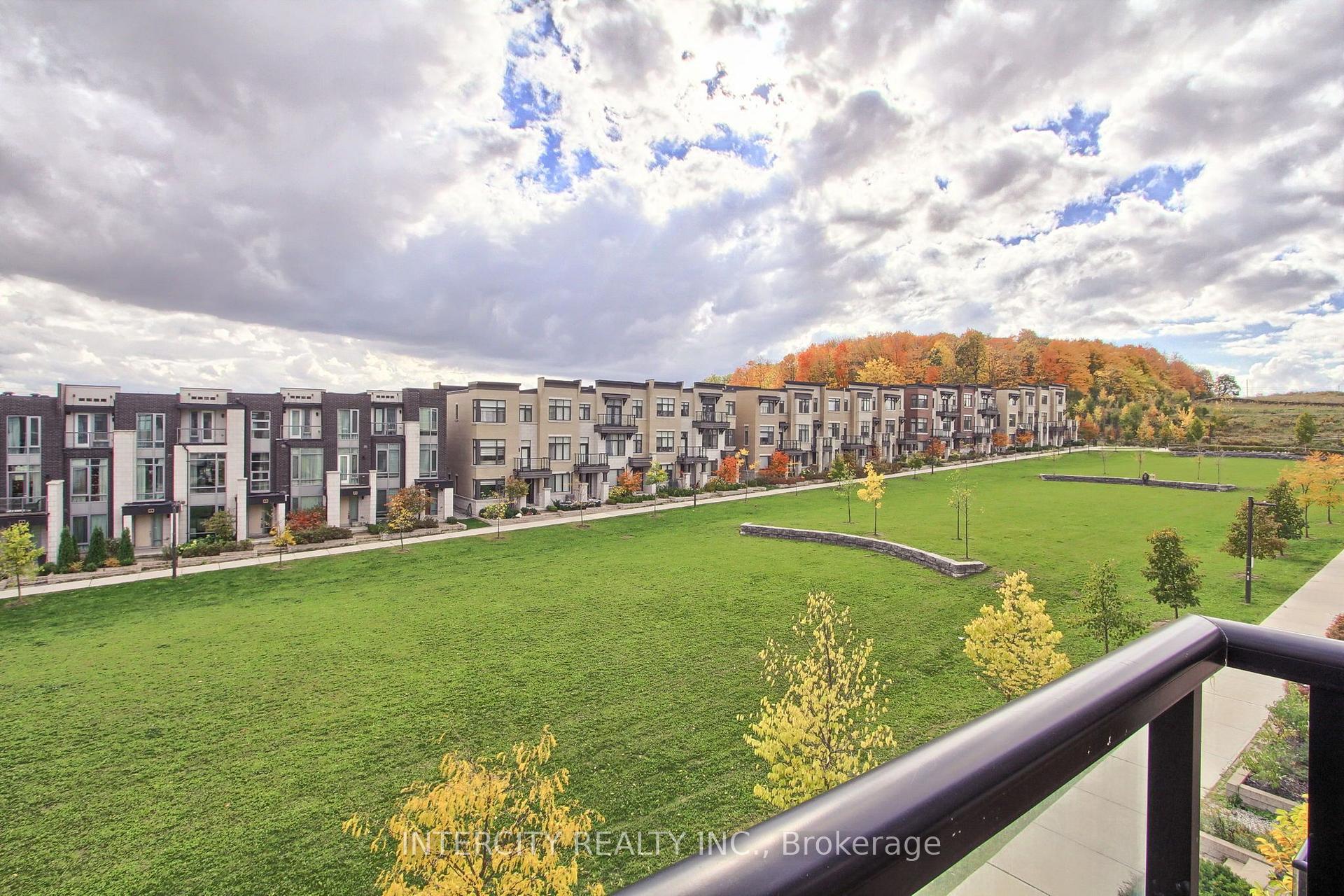 Photo 38 of 7 Adaskin Drive, Vaughan, Patterson — HOMEH