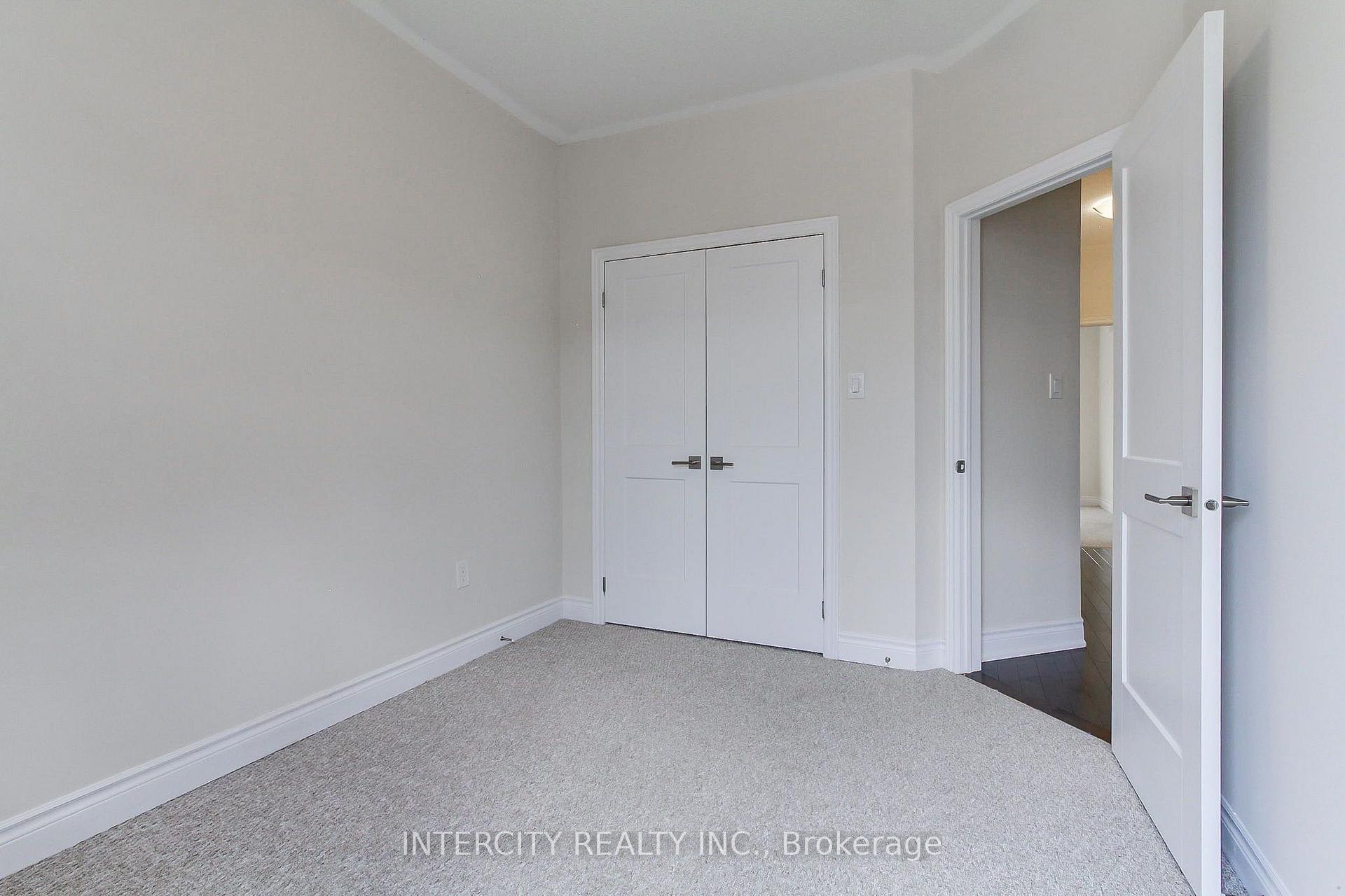 Photo 43 of 7 Adaskin Drive, Vaughan, Patterson — HOMEH