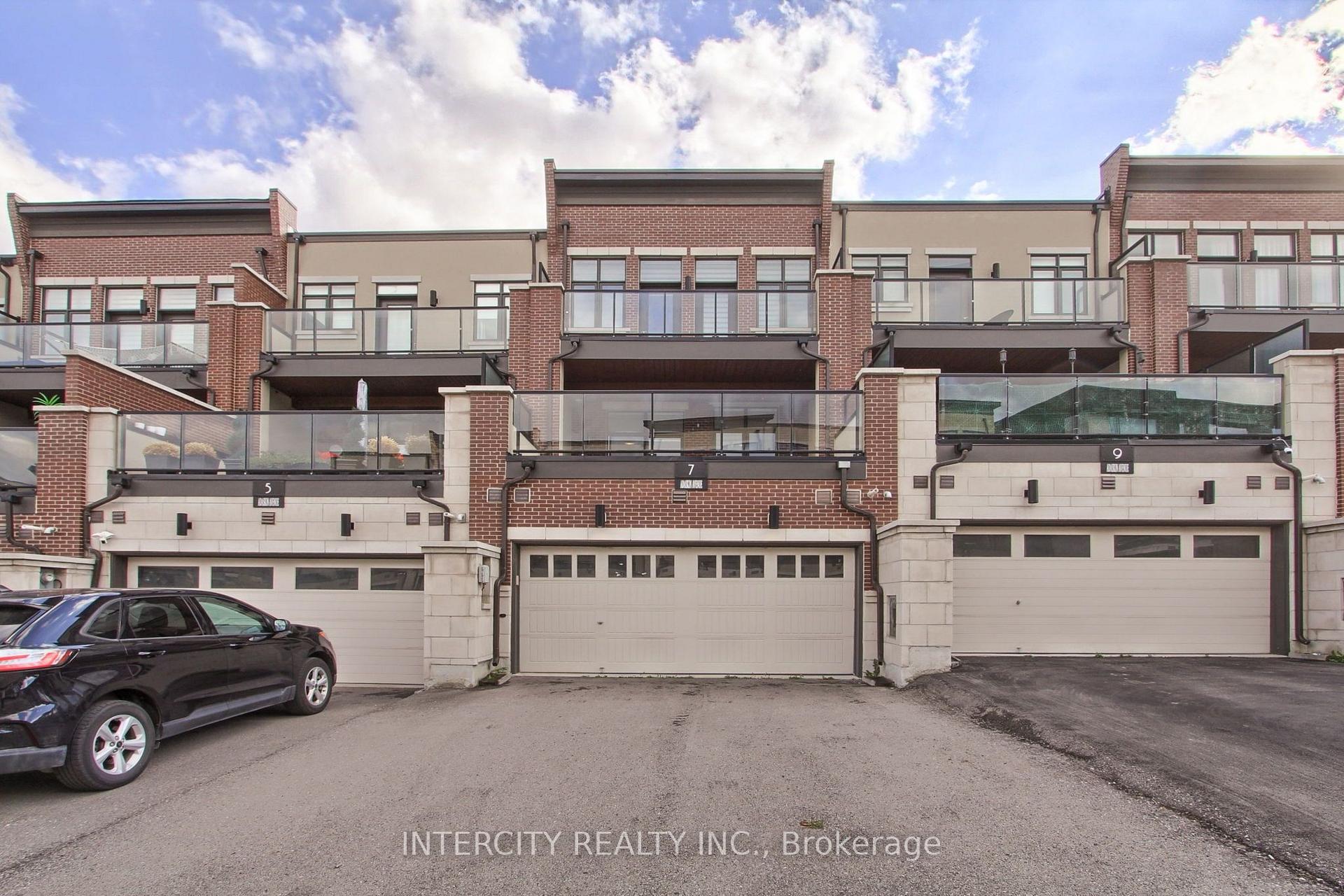Photo 46 of 7 Adaskin Drive, Vaughan, Patterson — HOMEH