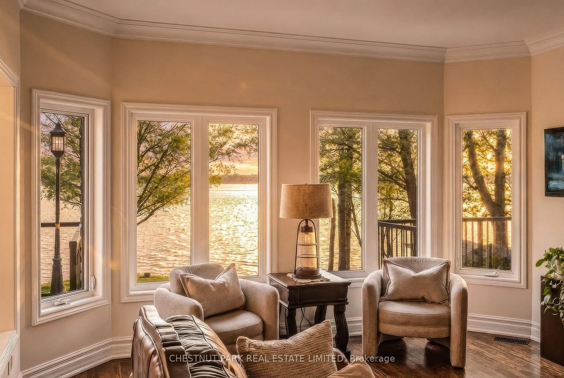 Photo 2 of 89 Gilson Street, Kawartha Lakes, Mariposa — HOMEH