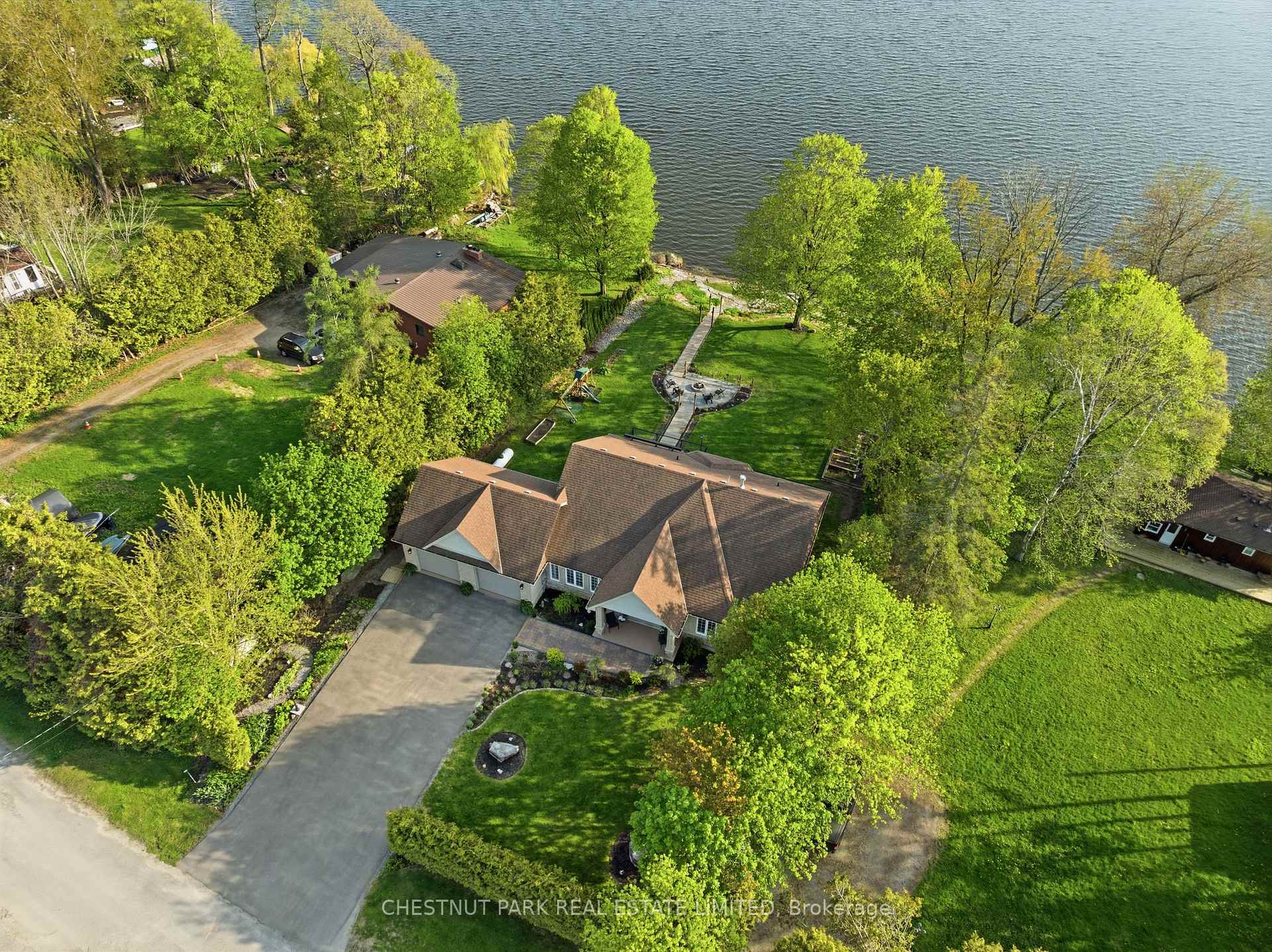 Photo 37 of 89 Gilson Street, Kawartha Lakes, Mariposa — HOMEH