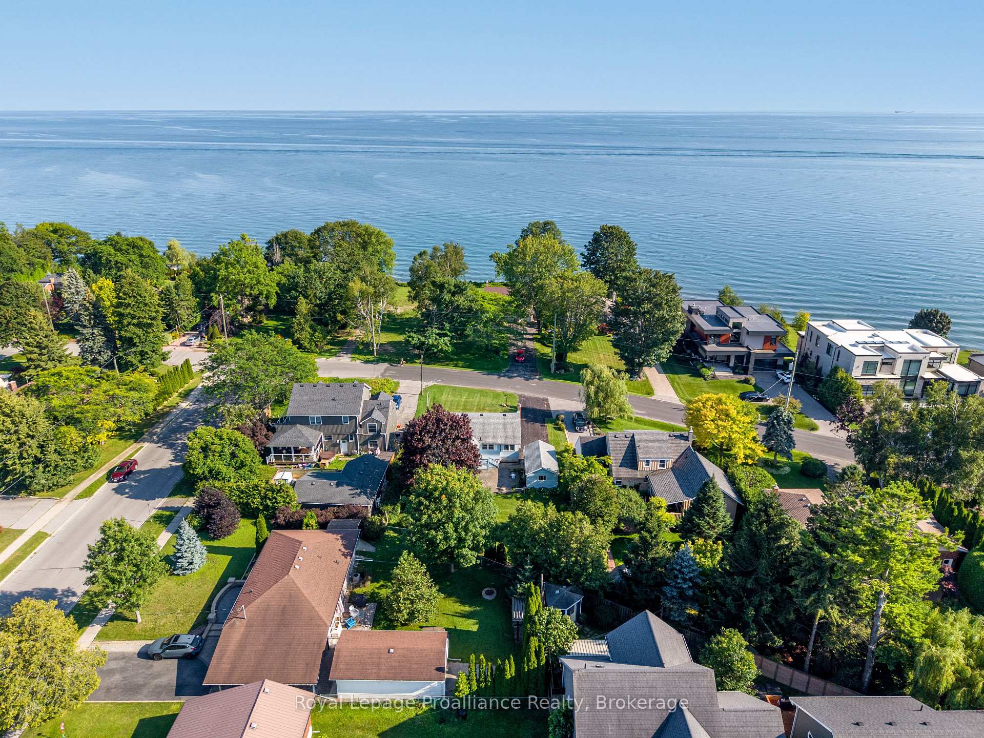 Photo 8 of 550 Lakeshore Road, Cobourg — HOMEH