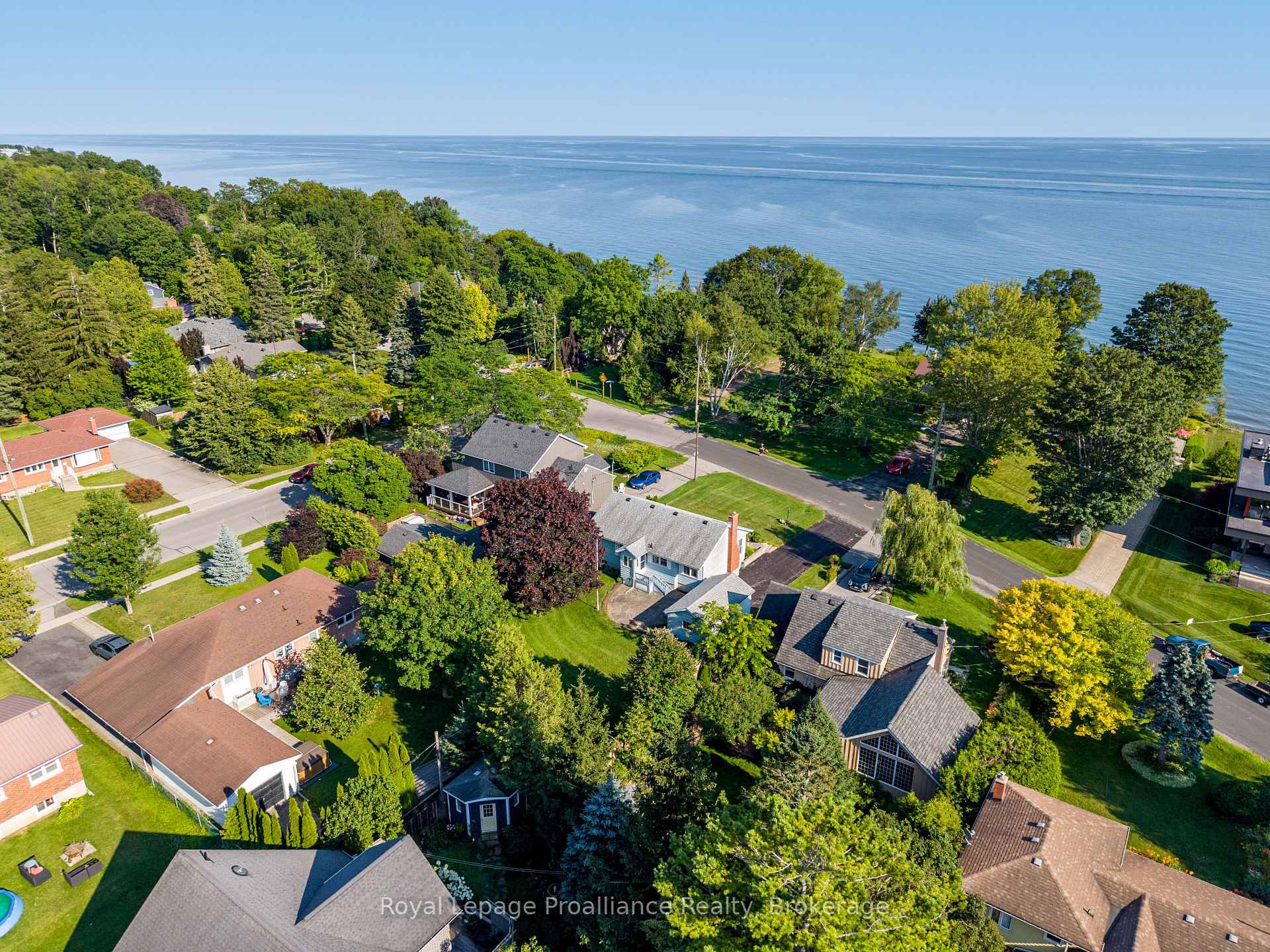 Photo 9 of 550 Lakeshore Road, Cobourg — HOMEH