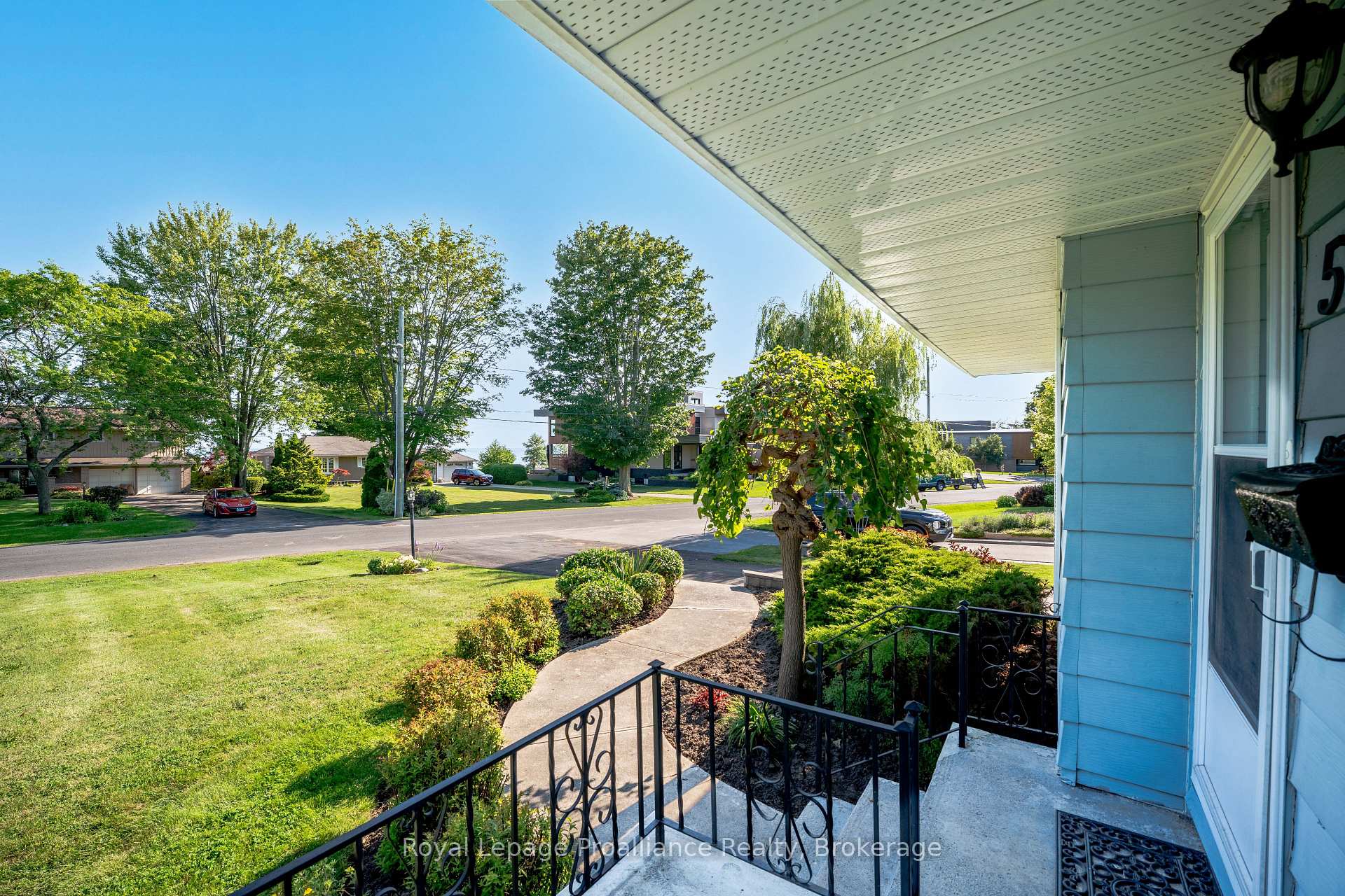 Photo 14 of 550 Lakeshore Road, Cobourg — HOMEH
