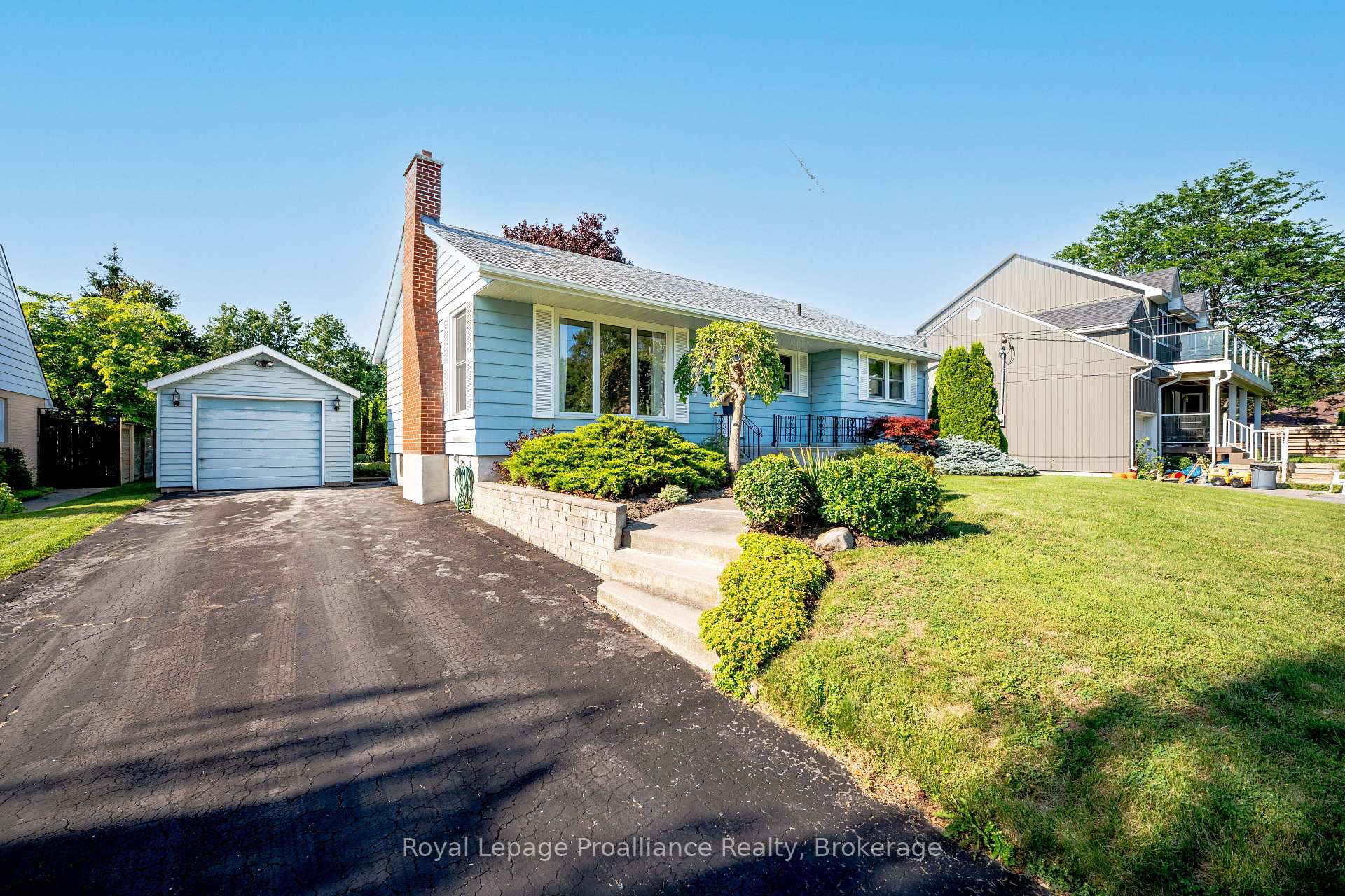 Photo 22 of 550 Lakeshore Road, Cobourg — HOMEH