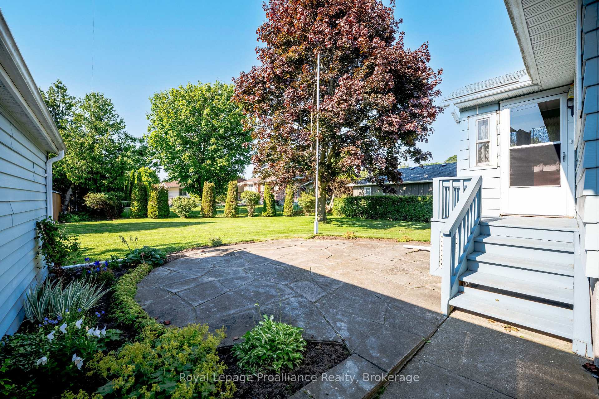Photo 23 of 550 Lakeshore Road, Cobourg — HOMEH