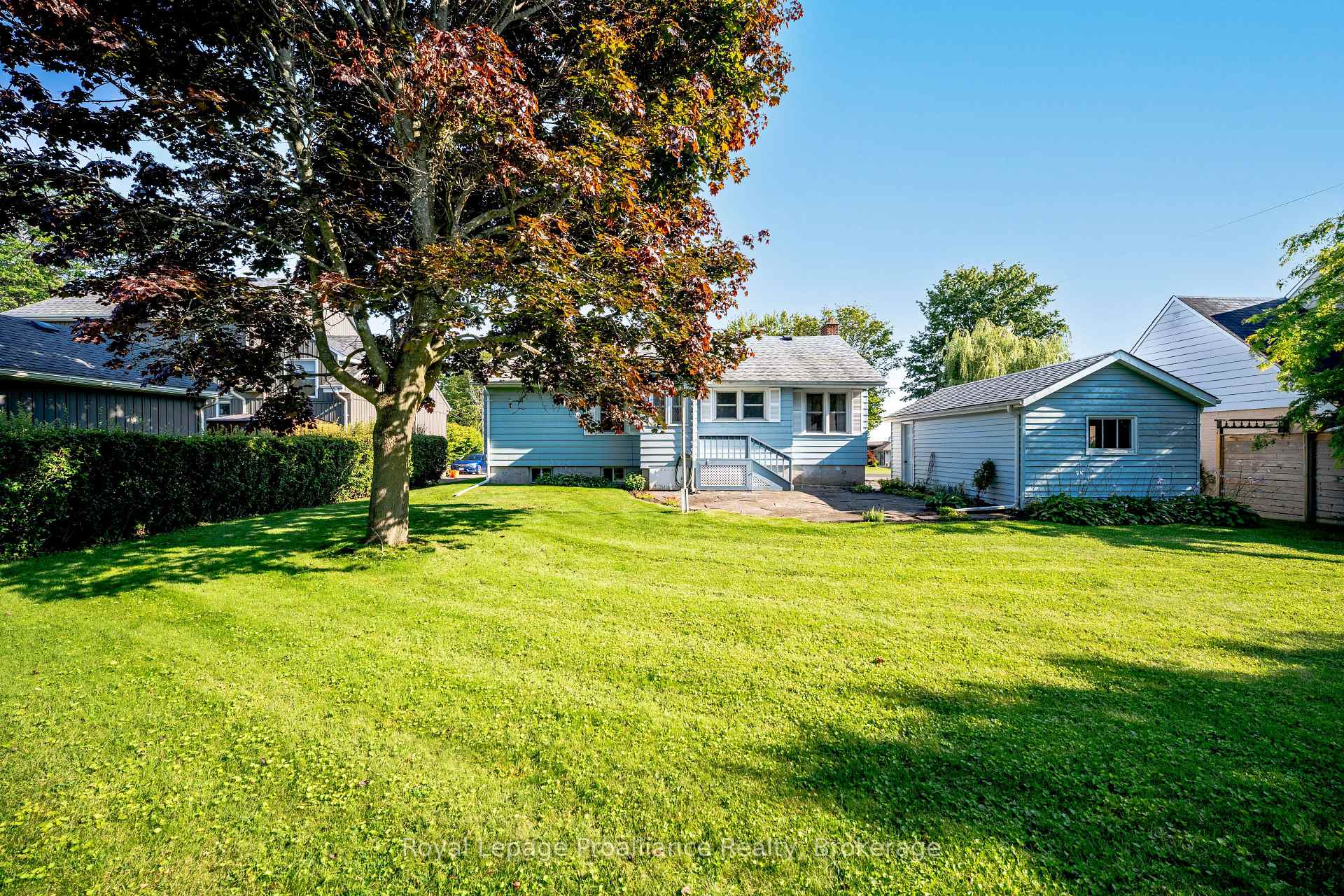 Photo 26 of 550 Lakeshore Road, Cobourg — HOMEH