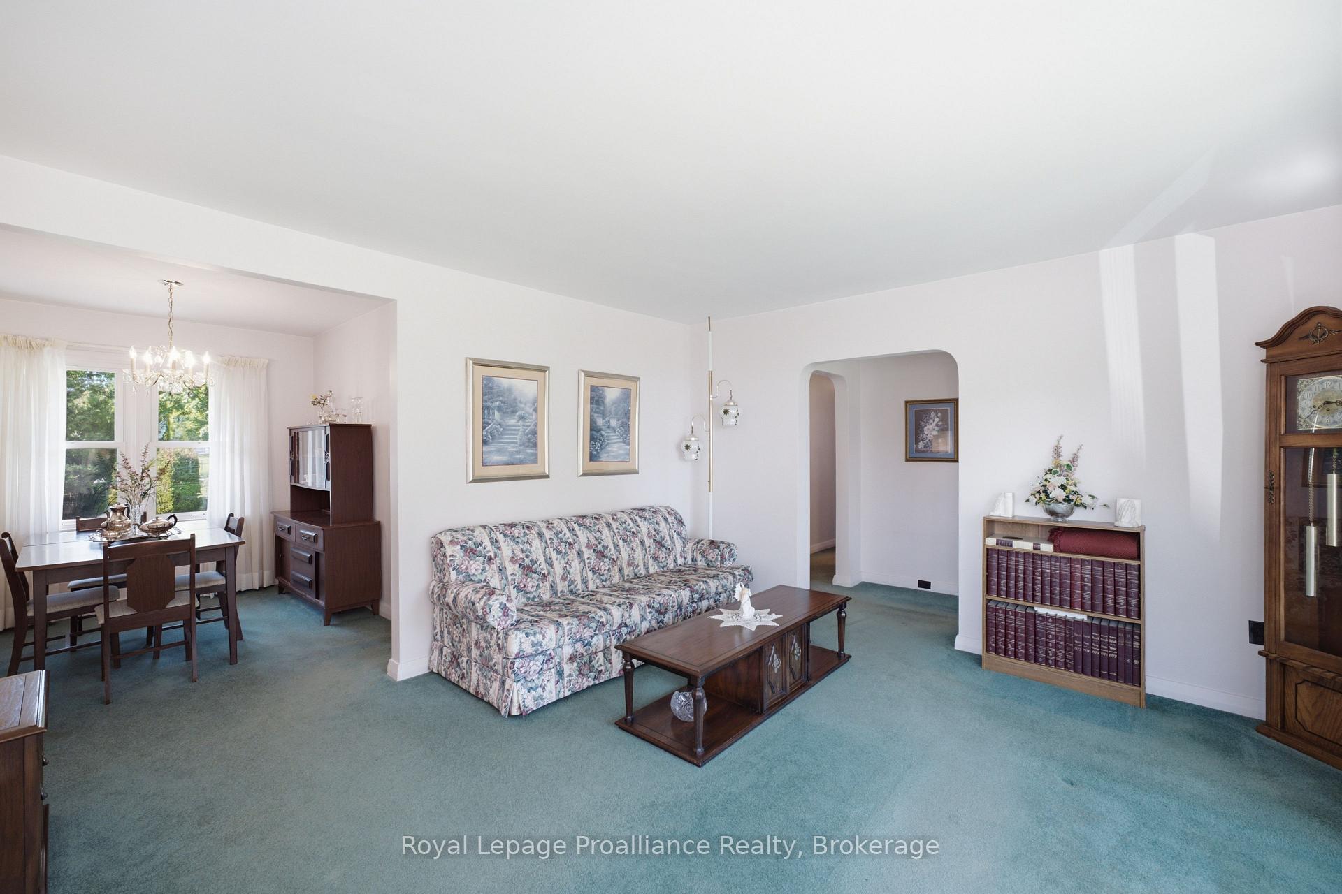 Photo 30 of 550 Lakeshore Road, Cobourg — HOMEH