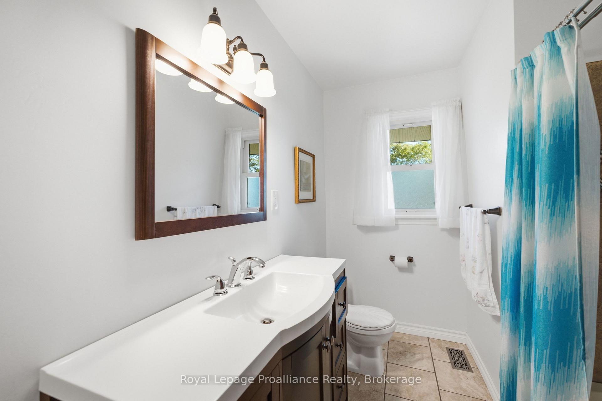 Photo 38 of 550 Lakeshore Road, Cobourg — HOMEH