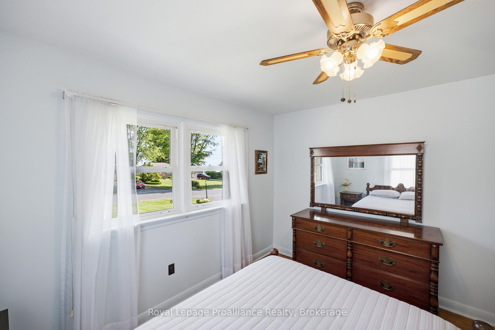 Photo 41 of 550 Lakeshore Road, Cobourg — HOMEH