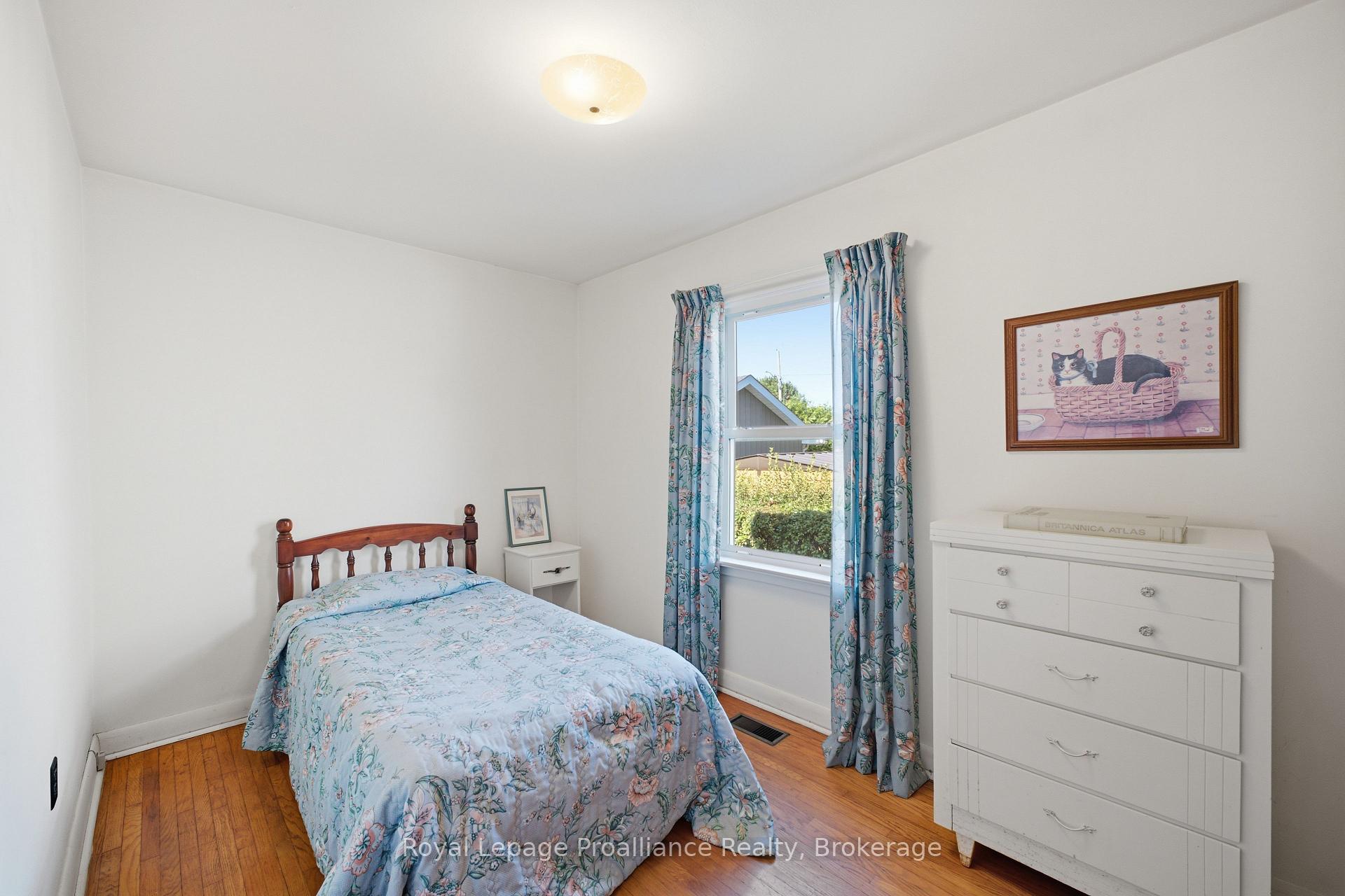 Photo 42 of 550 Lakeshore Road, Cobourg — HOMEH