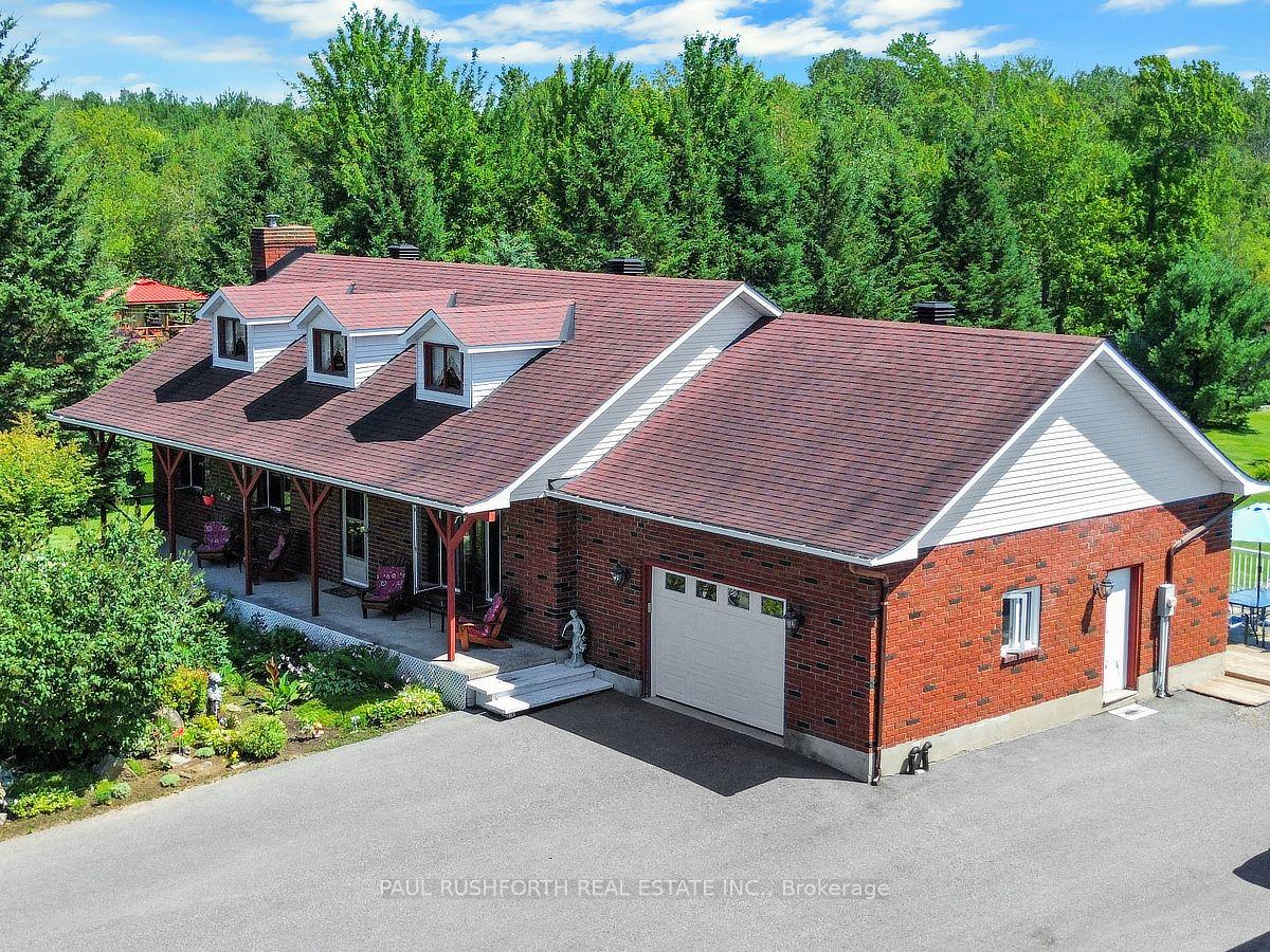 Photo of 2362 Russland Road