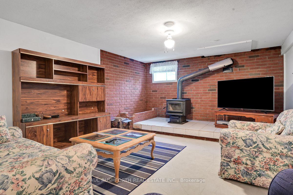 Photo 26 of 2362 Russland Road, Russell, Russell Twp — HOMEH