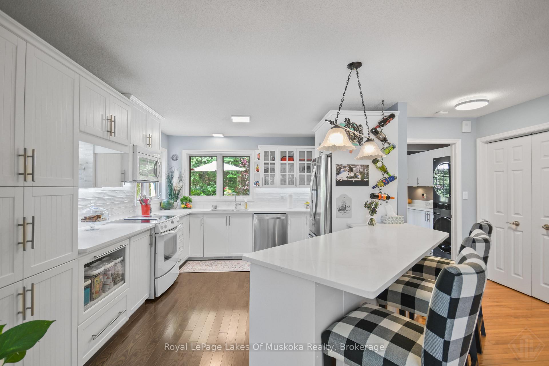 Photo 6 of 15 Summer Lane, Bracebridge, Draper — HOMEH