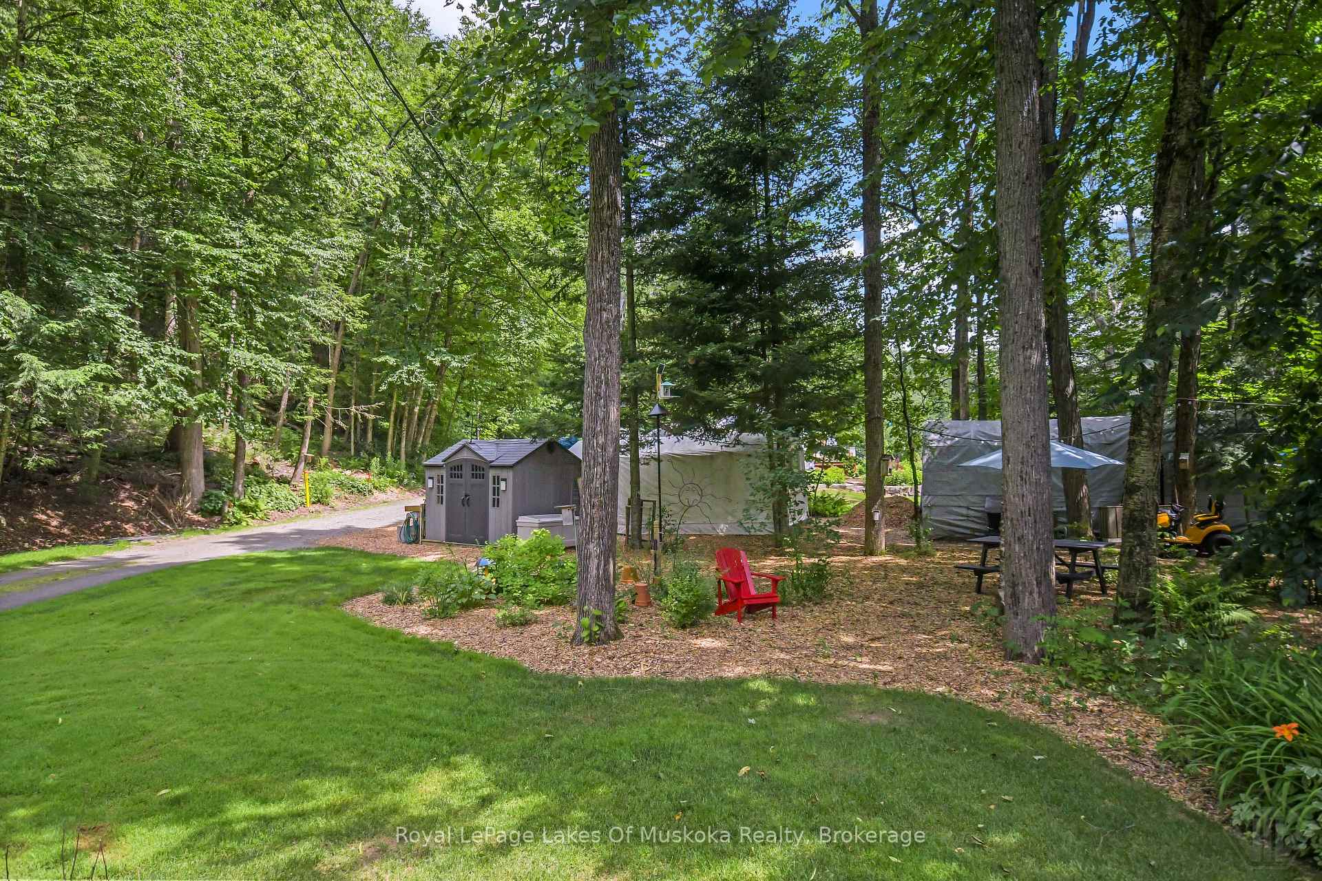 Photo 30 of 15 Summer Lane, Bracebridge, Draper — HOMEH