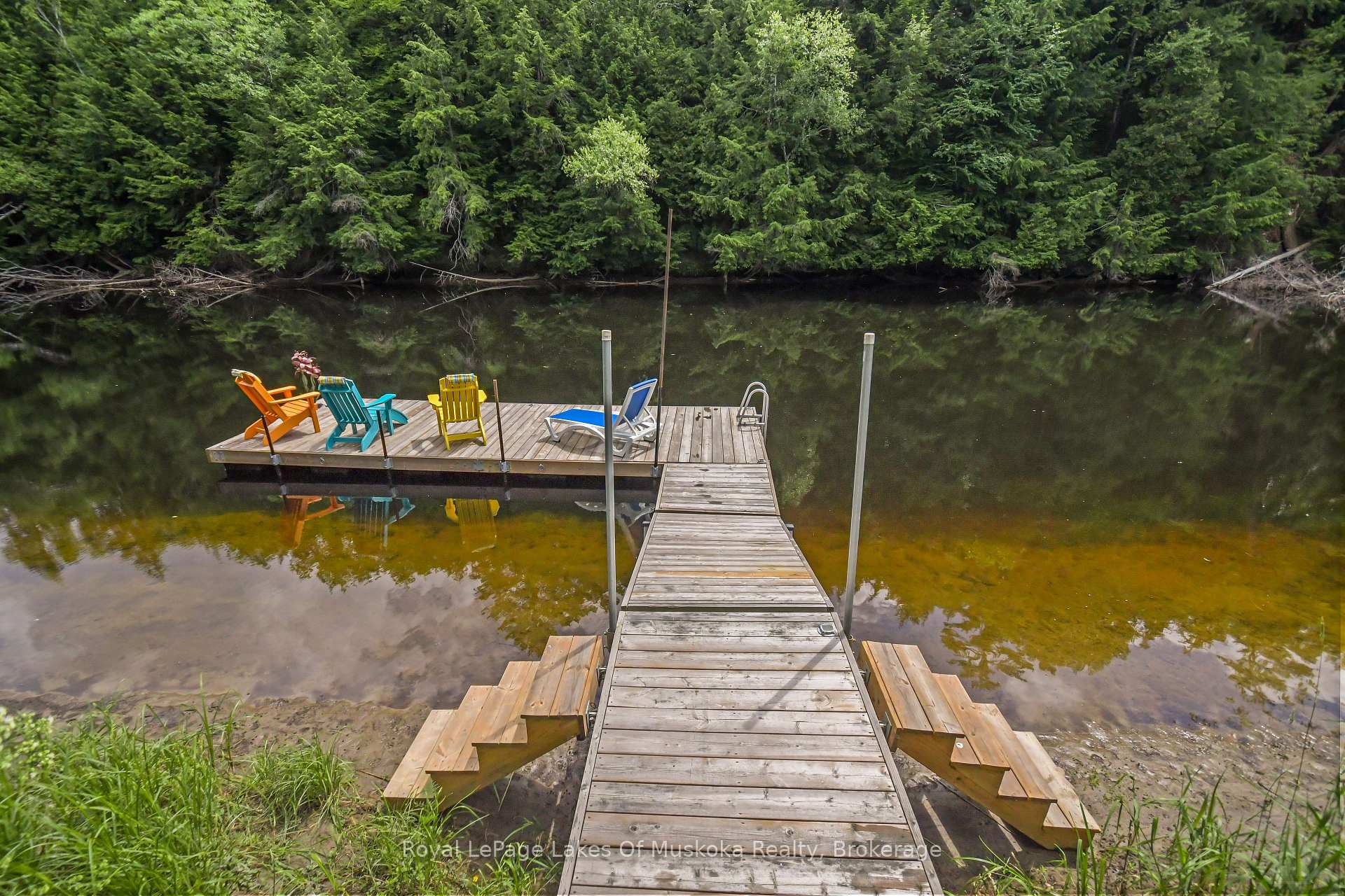 Photo 36 of 15 Summer Lane, Bracebridge, Draper — HOMEH