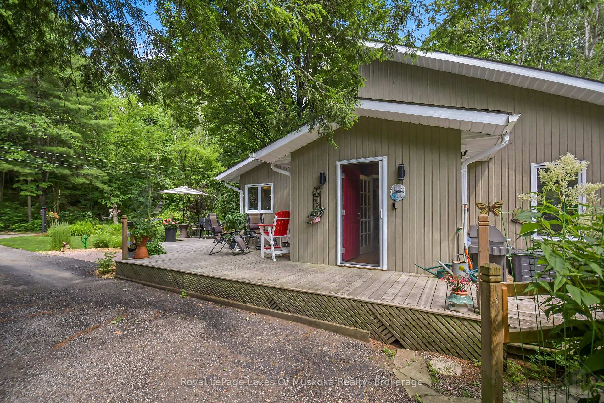 Photo 42 of 15 Summer Lane, Bracebridge, Draper — HOMEH