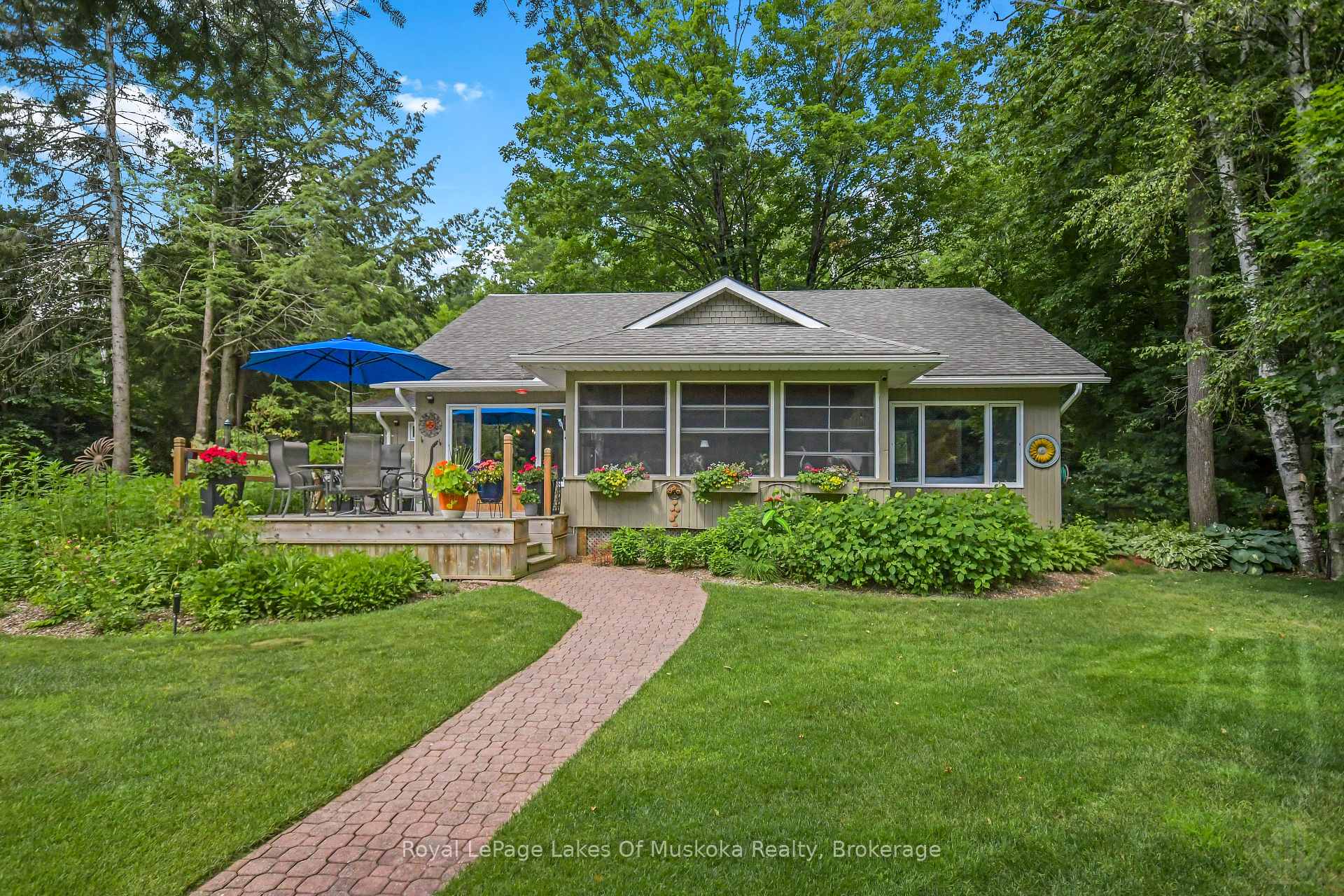 Photo 45 of 15 Summer Lane, Bracebridge, Draper — HOMEH