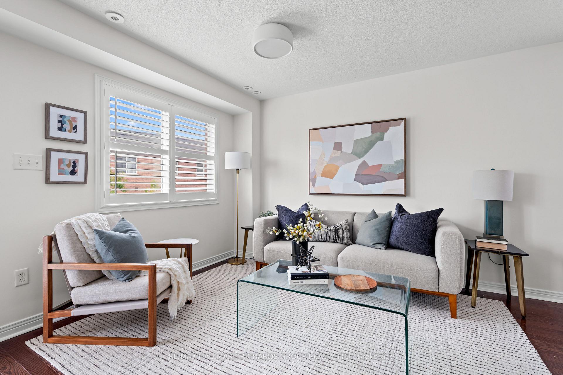 Photo 15 of 91 Wilkes Crescent, Scarborough, Clairlea-Birchmount — HOMEH
