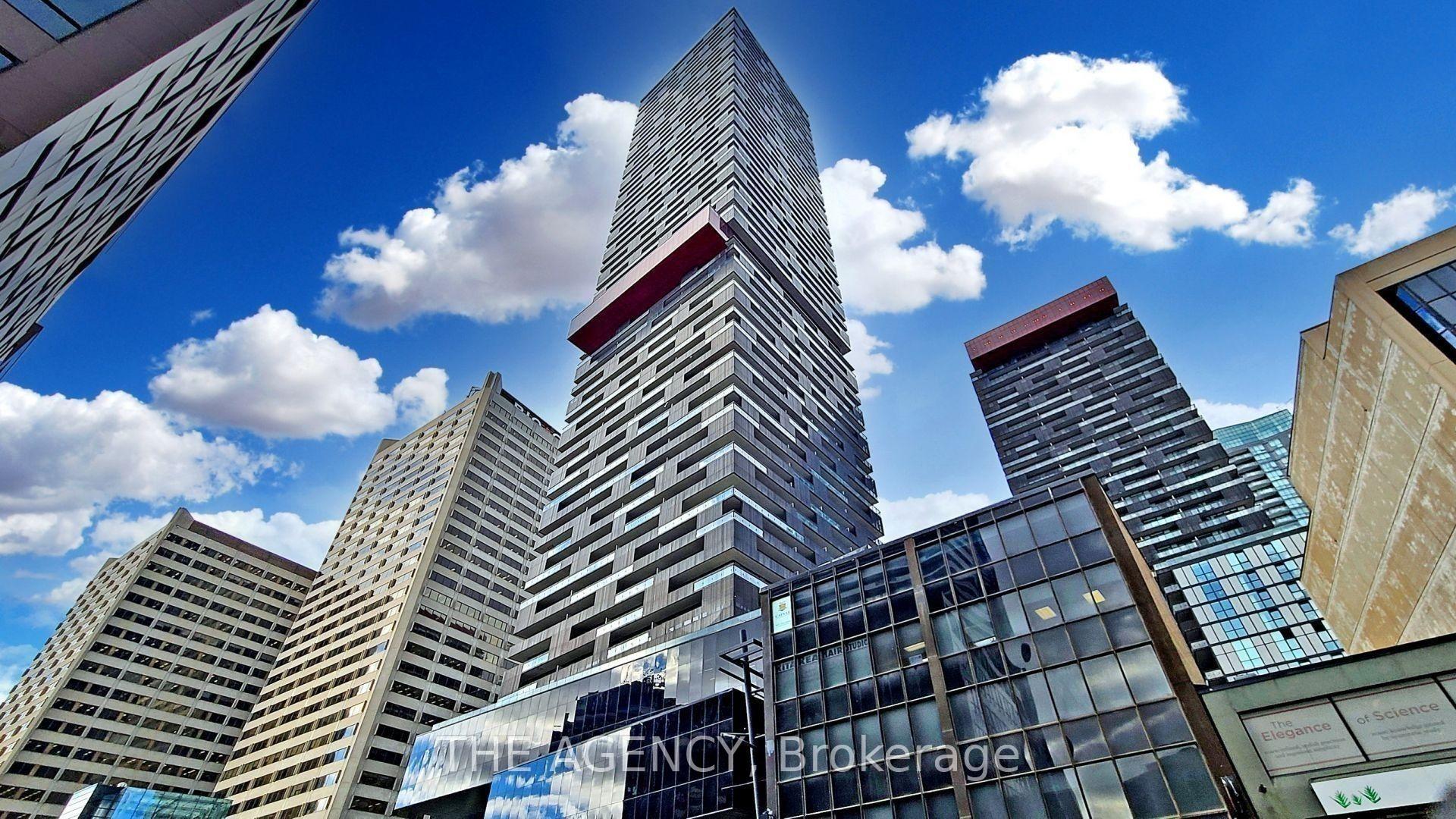 Photo 1 of Unit 3001, 8 Eglinton Avenue E, Toronto, Mount Pleasant West — HOMEH