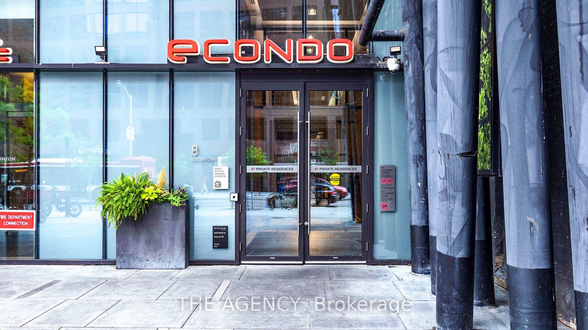 Photo 2 of Unit 3001, 8 Eglinton Avenue E, Toronto, Mount Pleasant West — HOMEH