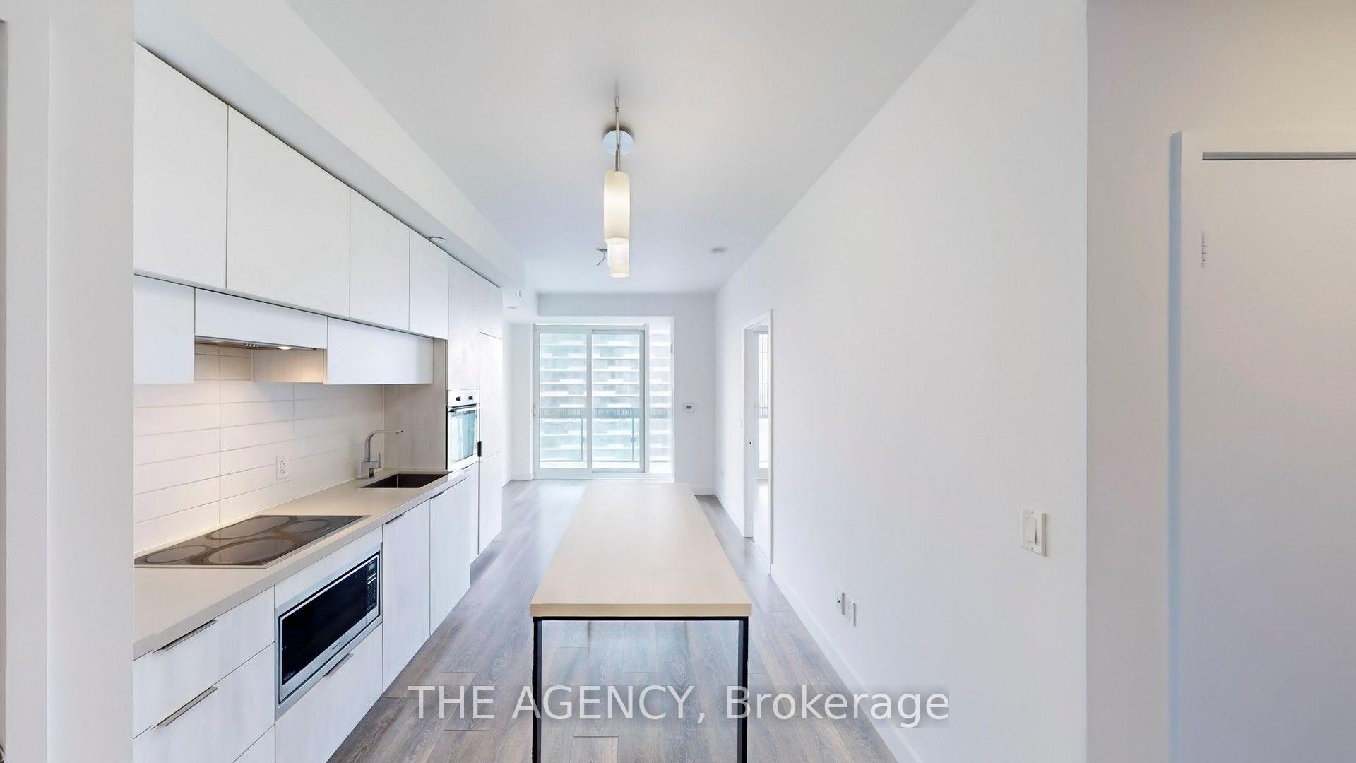 Photo 9 of Unit 3001, 8 Eglinton Avenue E, Toronto, Mount Pleasant West — HOMEH