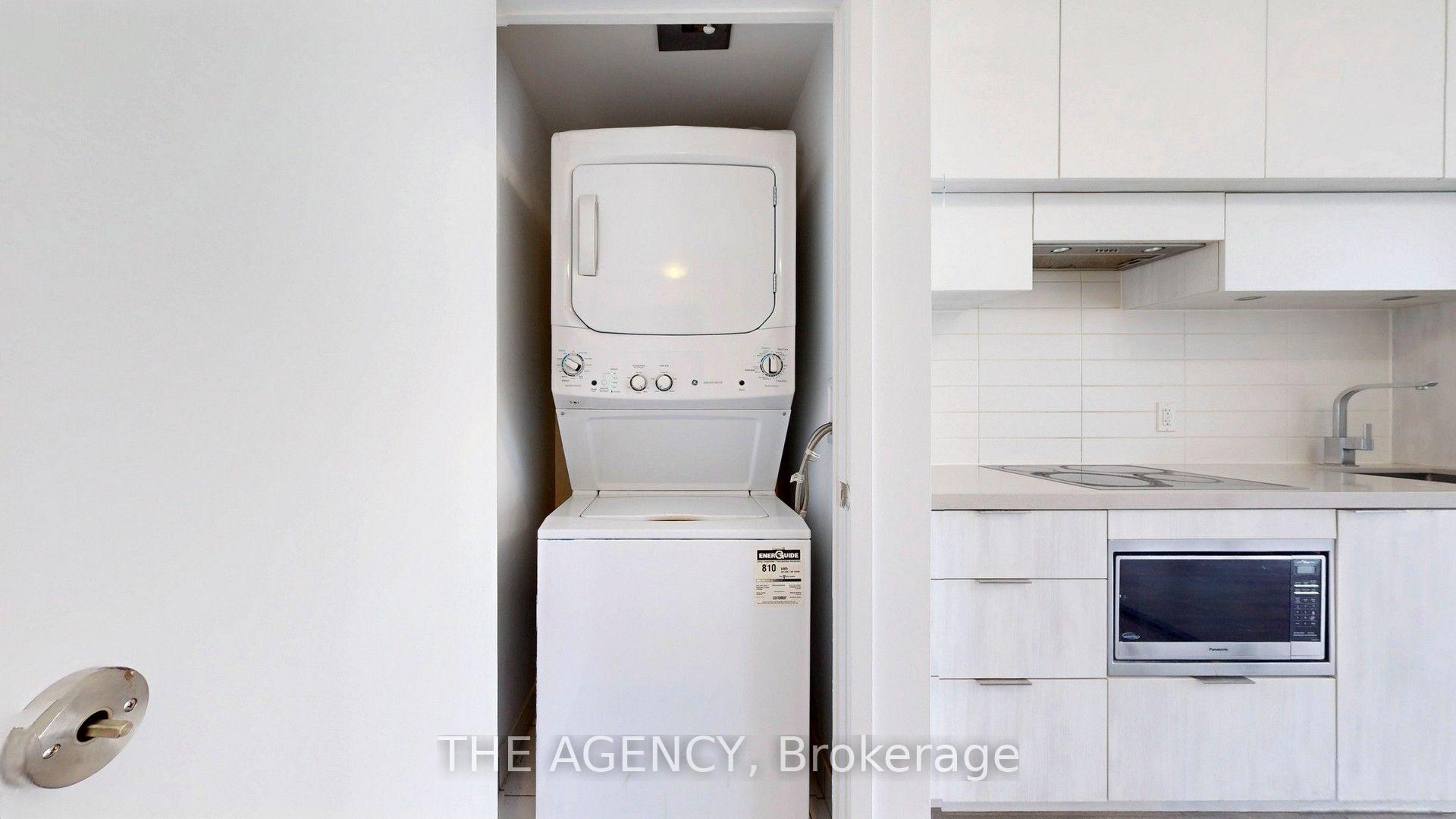 Photo 16 of Unit 3001, 8 Eglinton Avenue E, Toronto, Mount Pleasant West — HOMEH