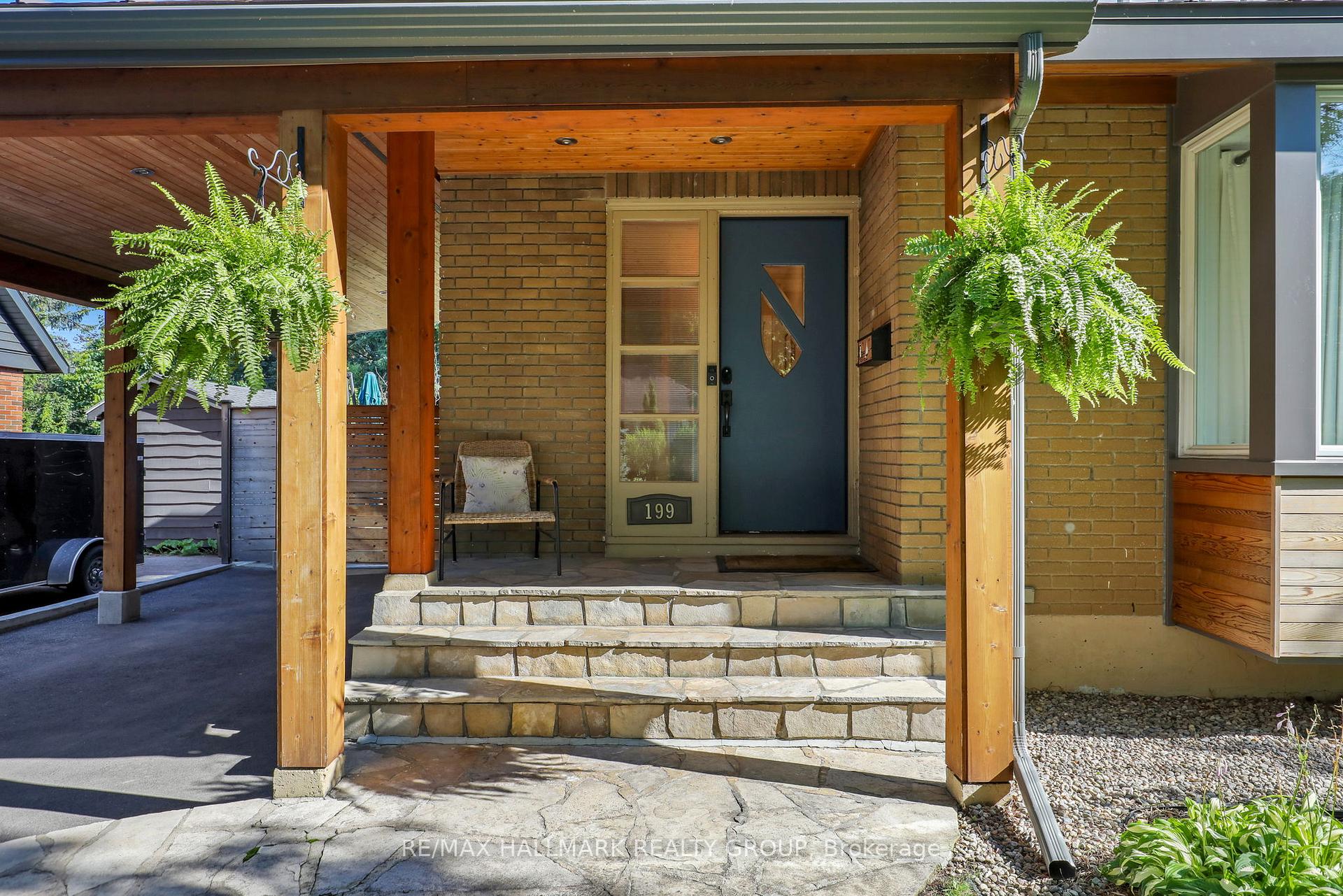 Photo 5 of 199 Rachael Avenue, Ottawa, Applewood Acres — HOMEH