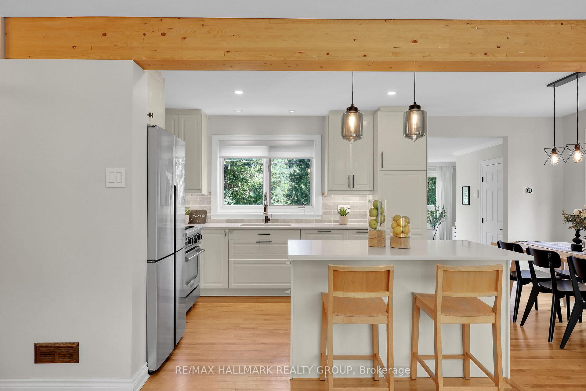 Photo 15 of 199 Rachael Avenue, Ottawa, Applewood Acres — HOMEH