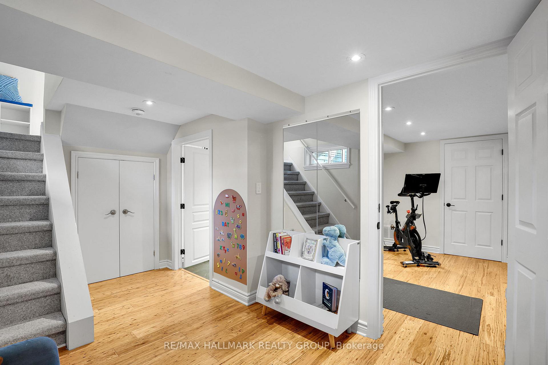 Photo 45 of 199 Rachael Avenue, Ottawa, Applewood Acres — HOMEH