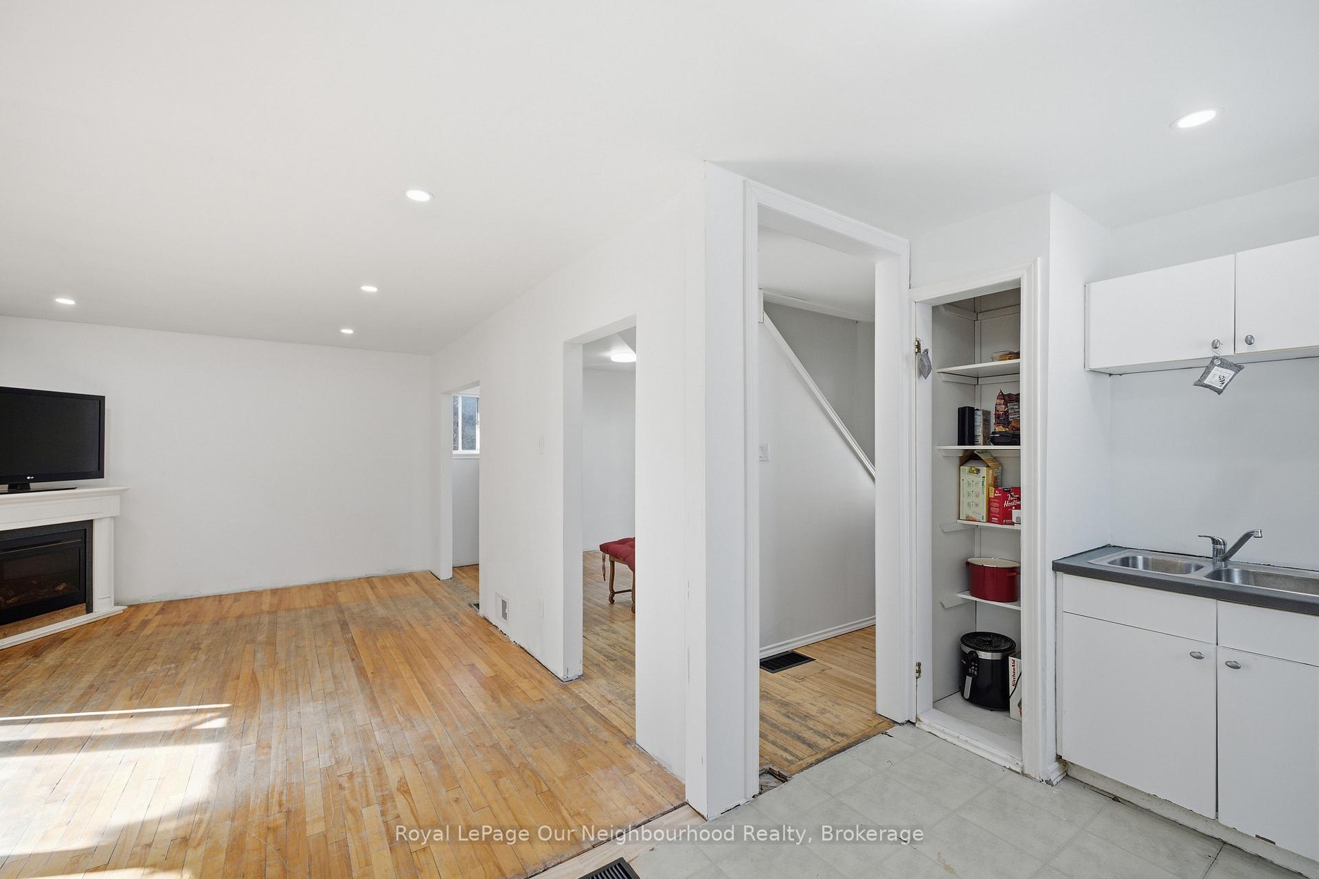 Photo 7 of 367 Campbell Street, Cobourg — HOMEH