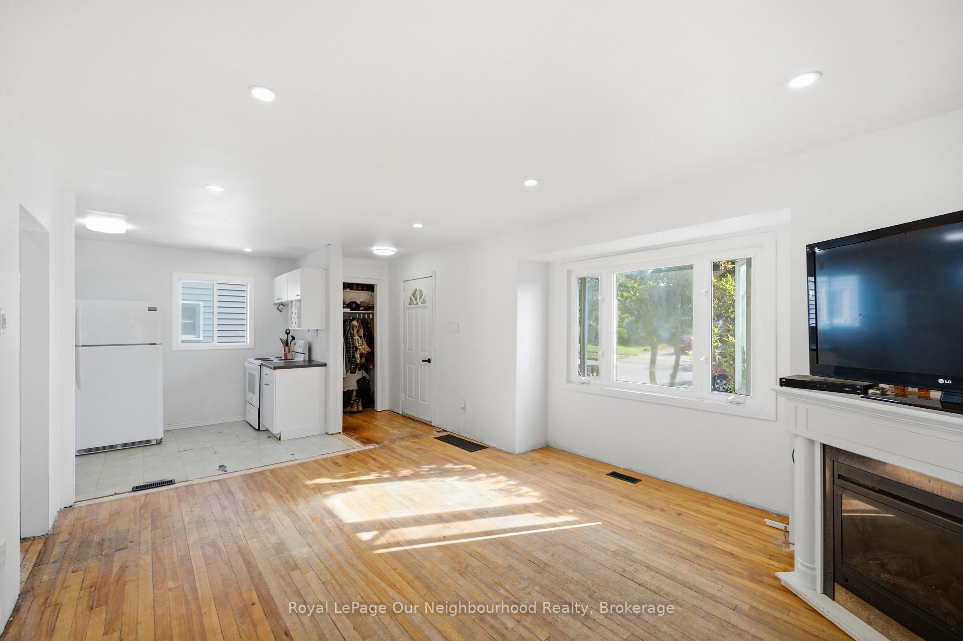 Photo 10 of 367 Campbell Street, Cobourg — HOMEH